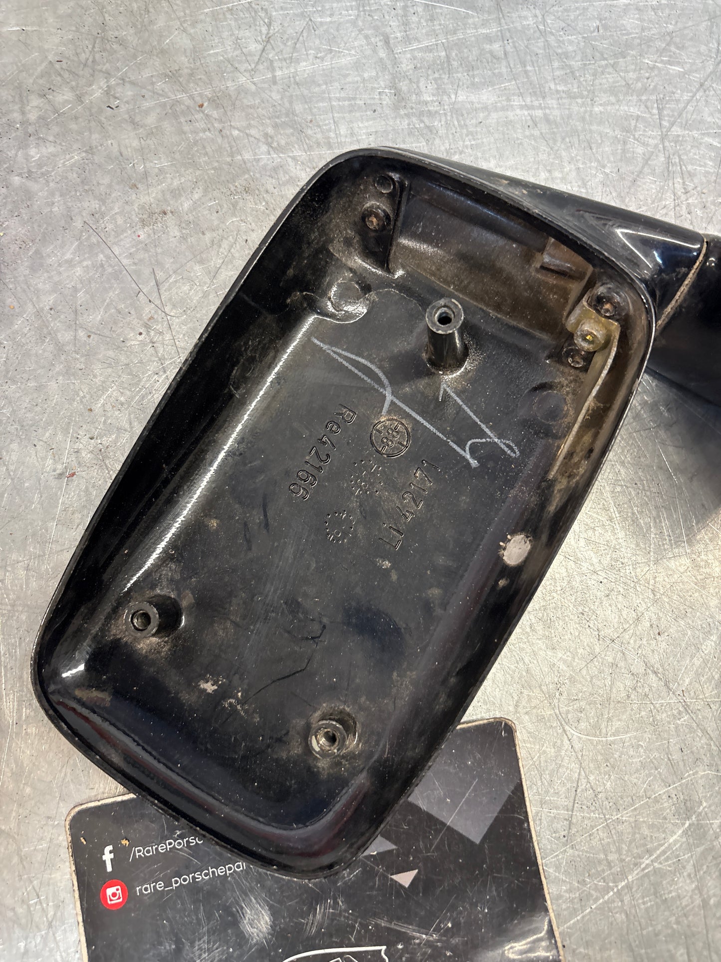 Porsche 928 944 924 left side mirror housing 92873102306