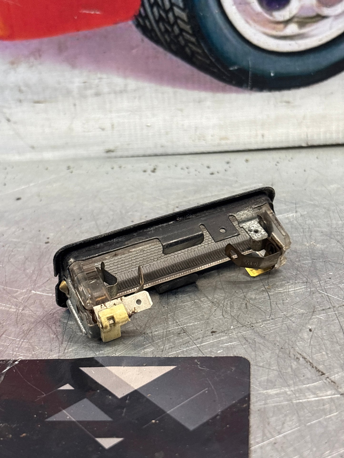 Porsche 911 / 993 / 928 Interior lamp 9116321020070A NOS