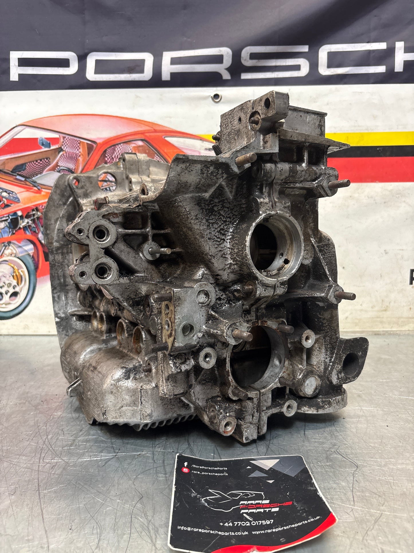 Porsche 914 1.8L engine case, used EC042661