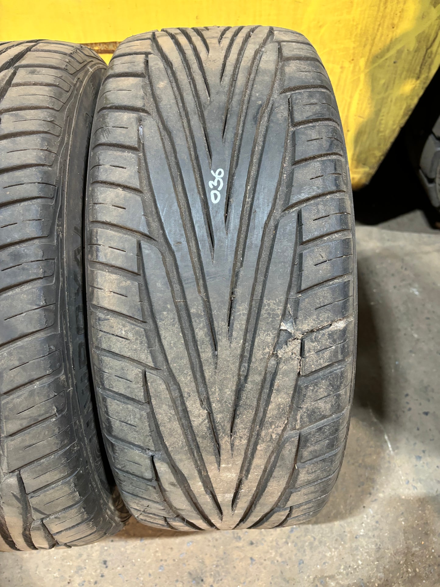 Uniroyal Rain Sport 2 225/55 R16 Pair of used tyres