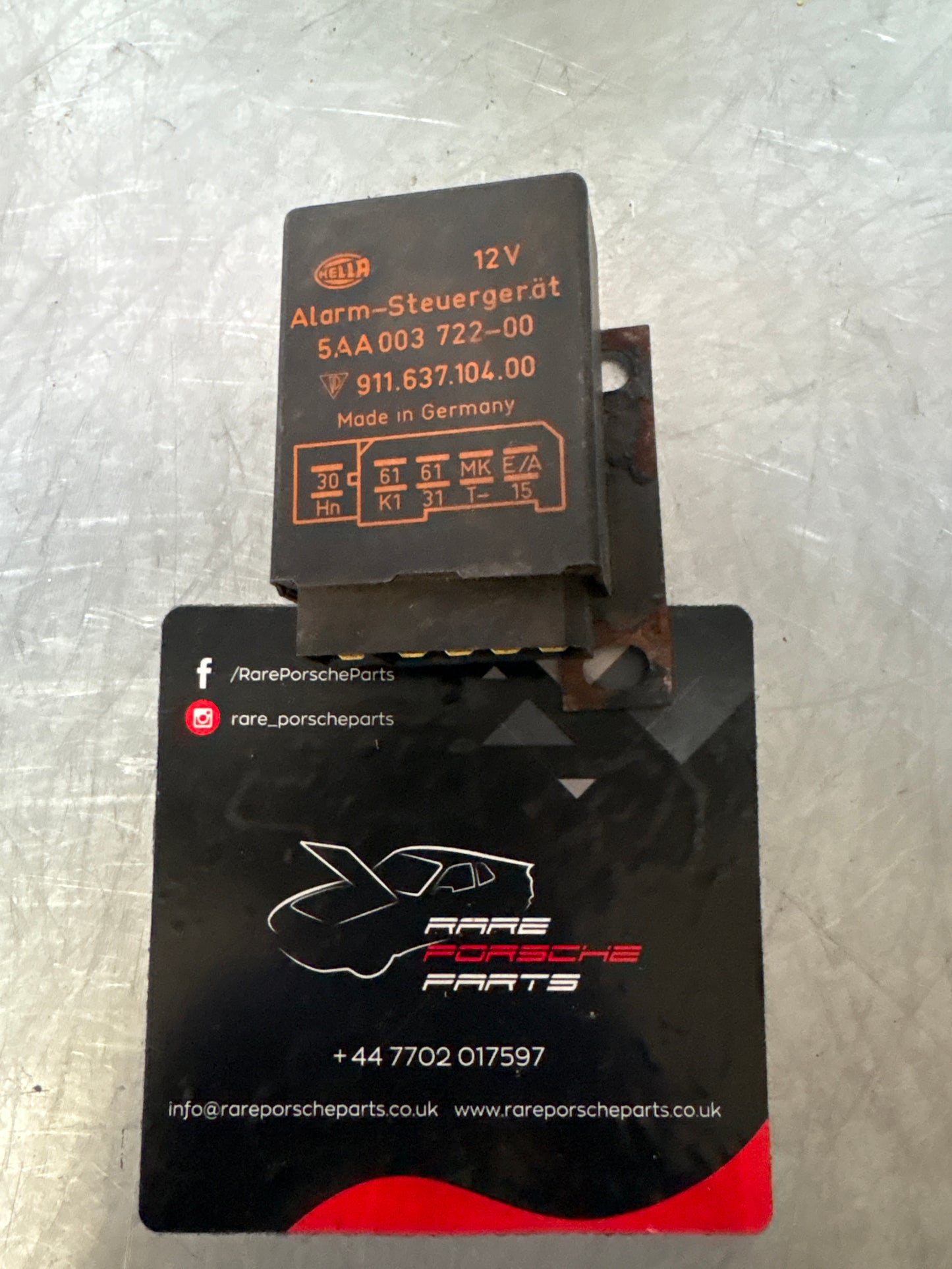 Porsche 911/924/944 Alarmsteuergerät Modul Relais Hella, gebraucht 91163710400