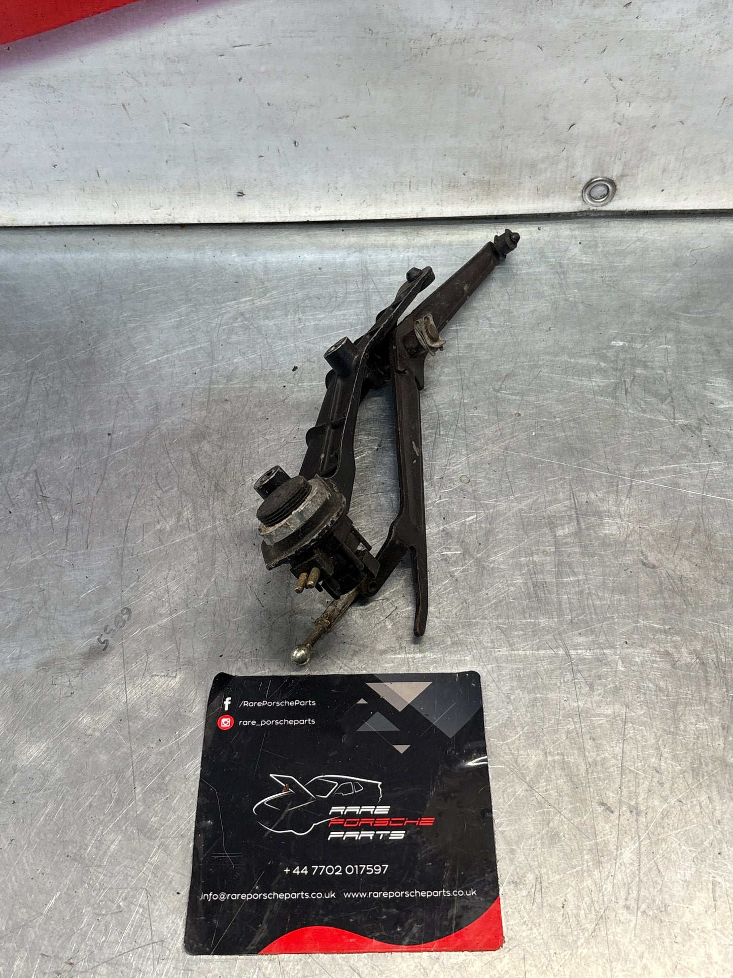 Porsche 928 accelerator Pedal Bearing Bracket, Used 92842312902