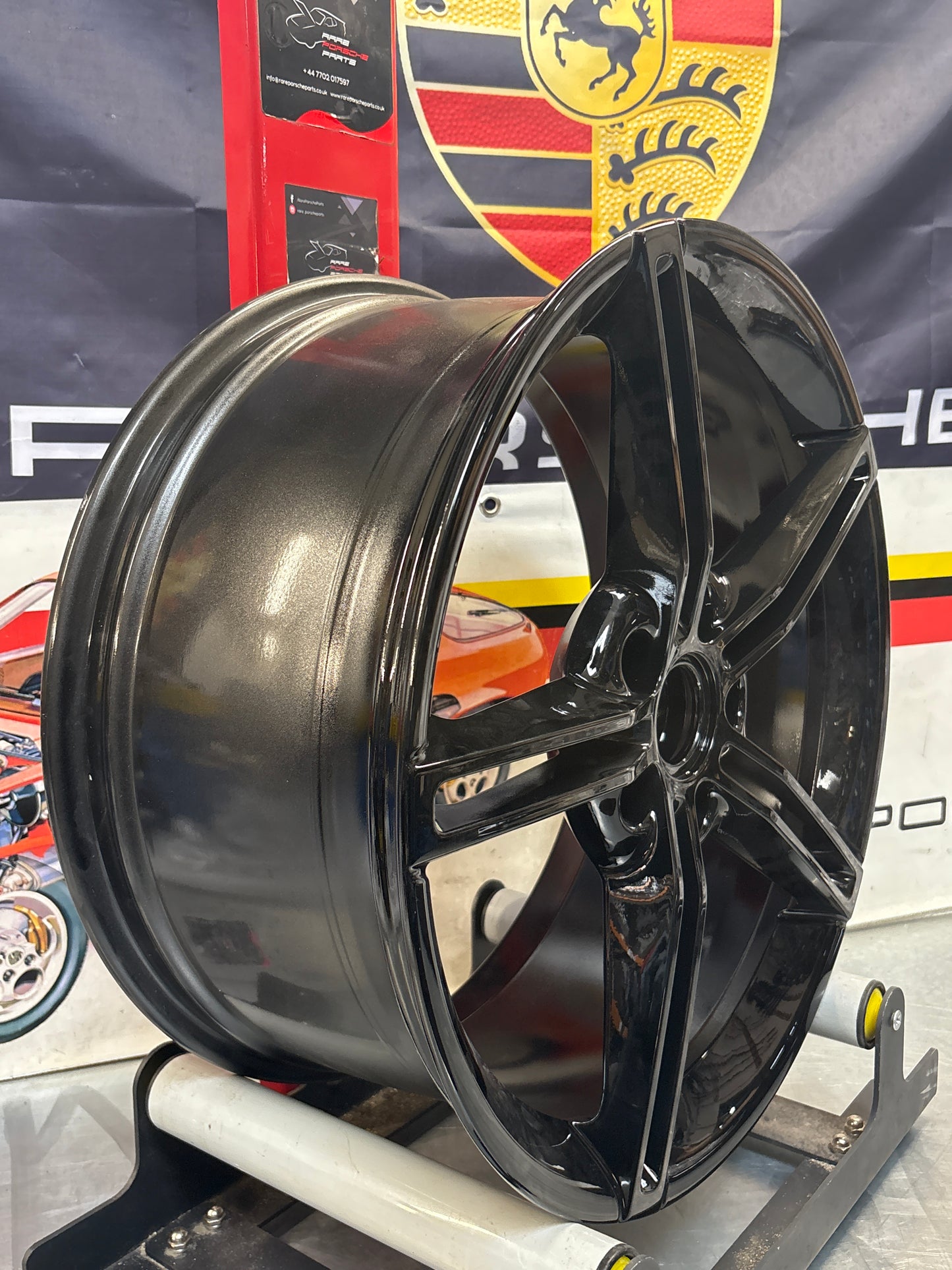 Porsche Taycan Front Alloy wheel 9.5Jx21" ET60 rim 9J1601025AA, refurbished