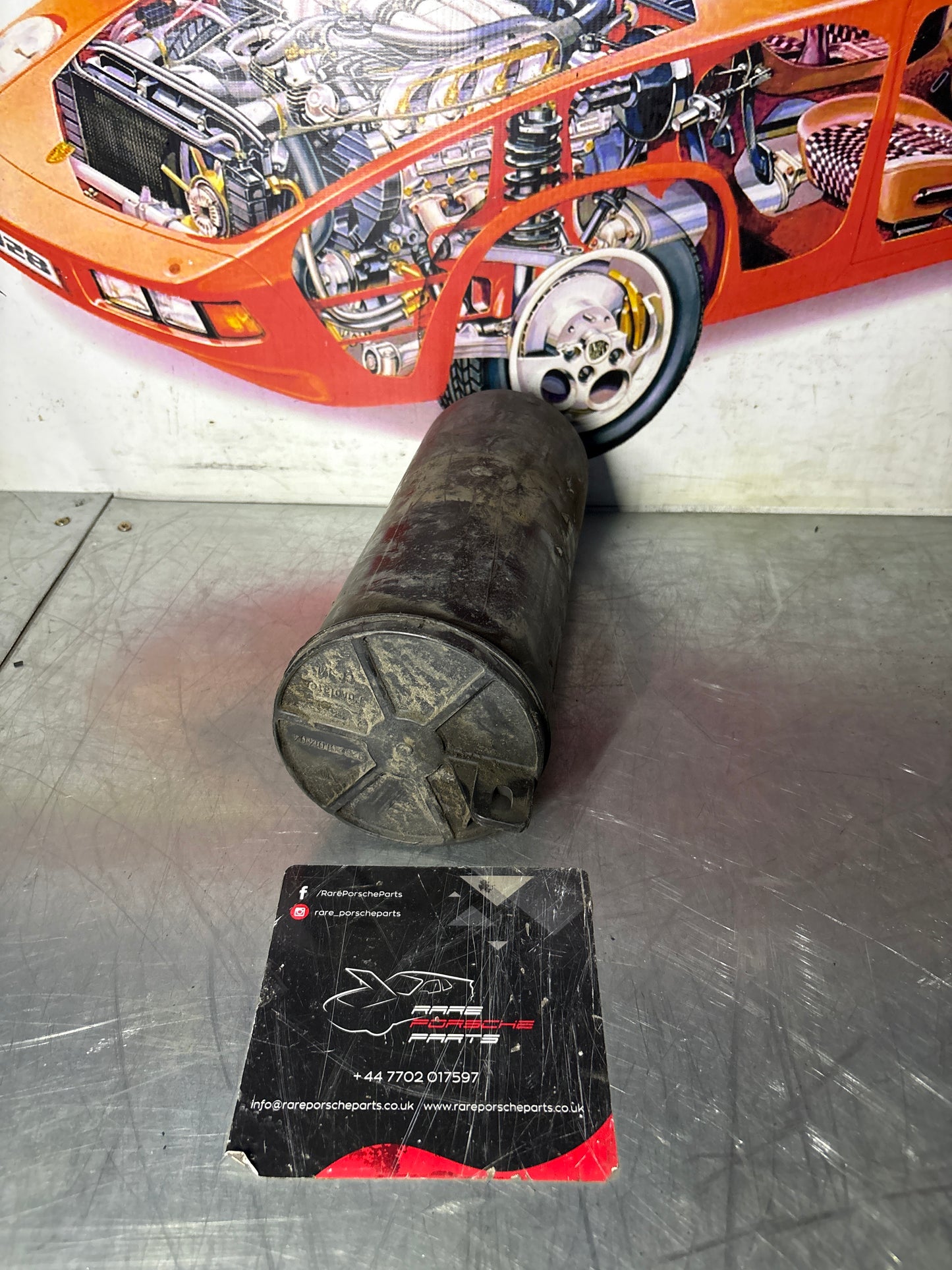 Porsche 924/944/928 Fuel Vapour Charcoal Canister, used 92820101404