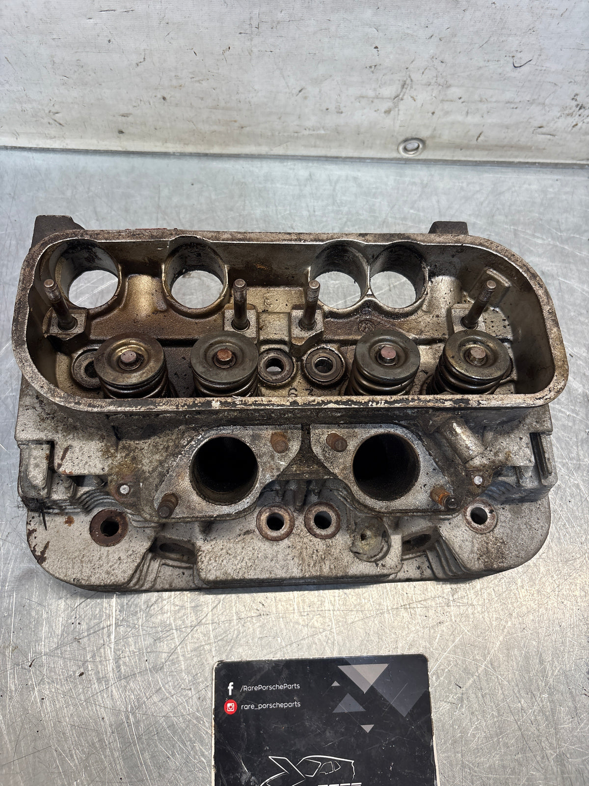 Porsche 914, cylinder head, right side, used 021101371J