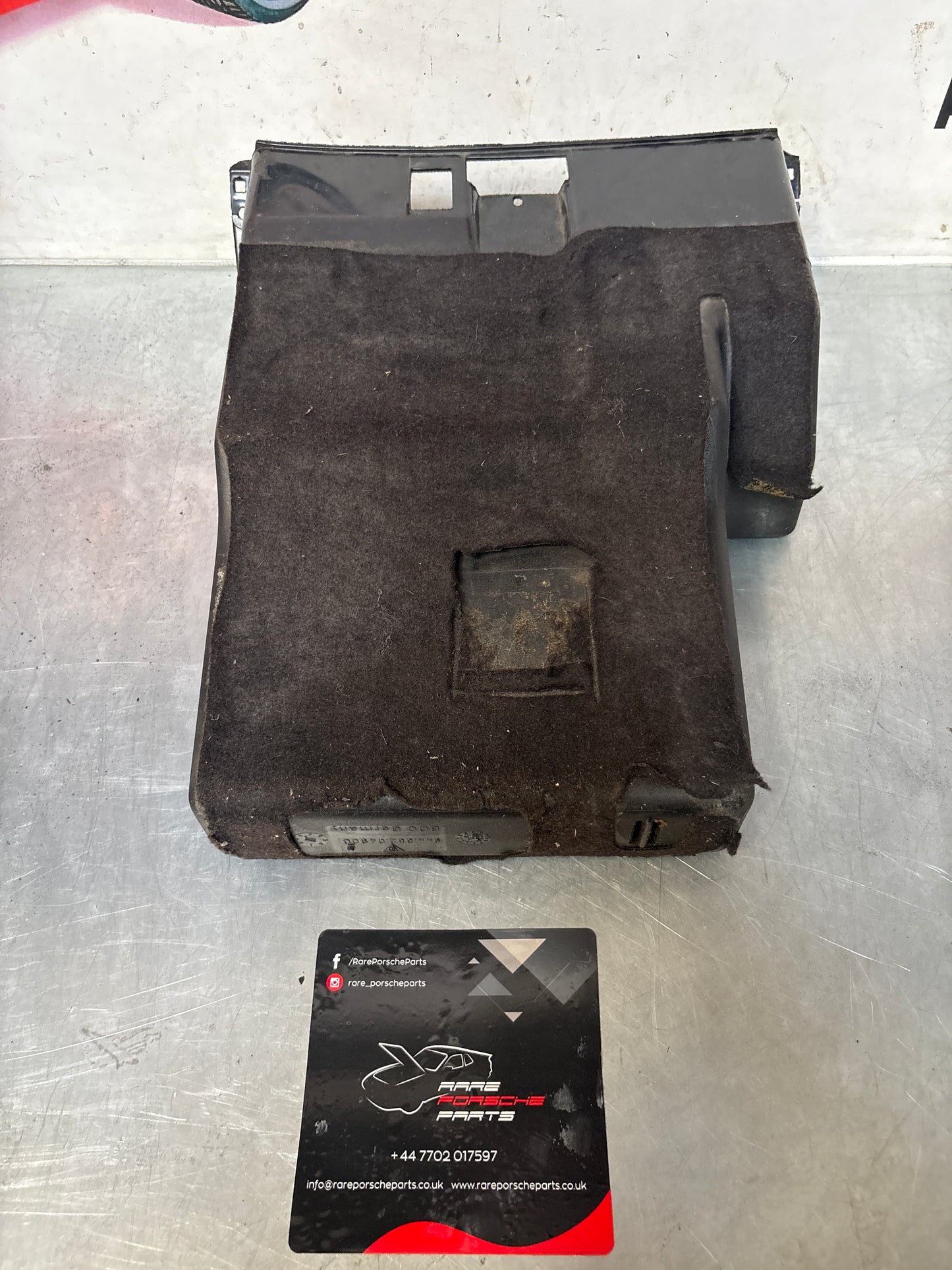 Vano portaoggetti Porsche 944, da 85.5 94455204900 Auto con guida a sinistra