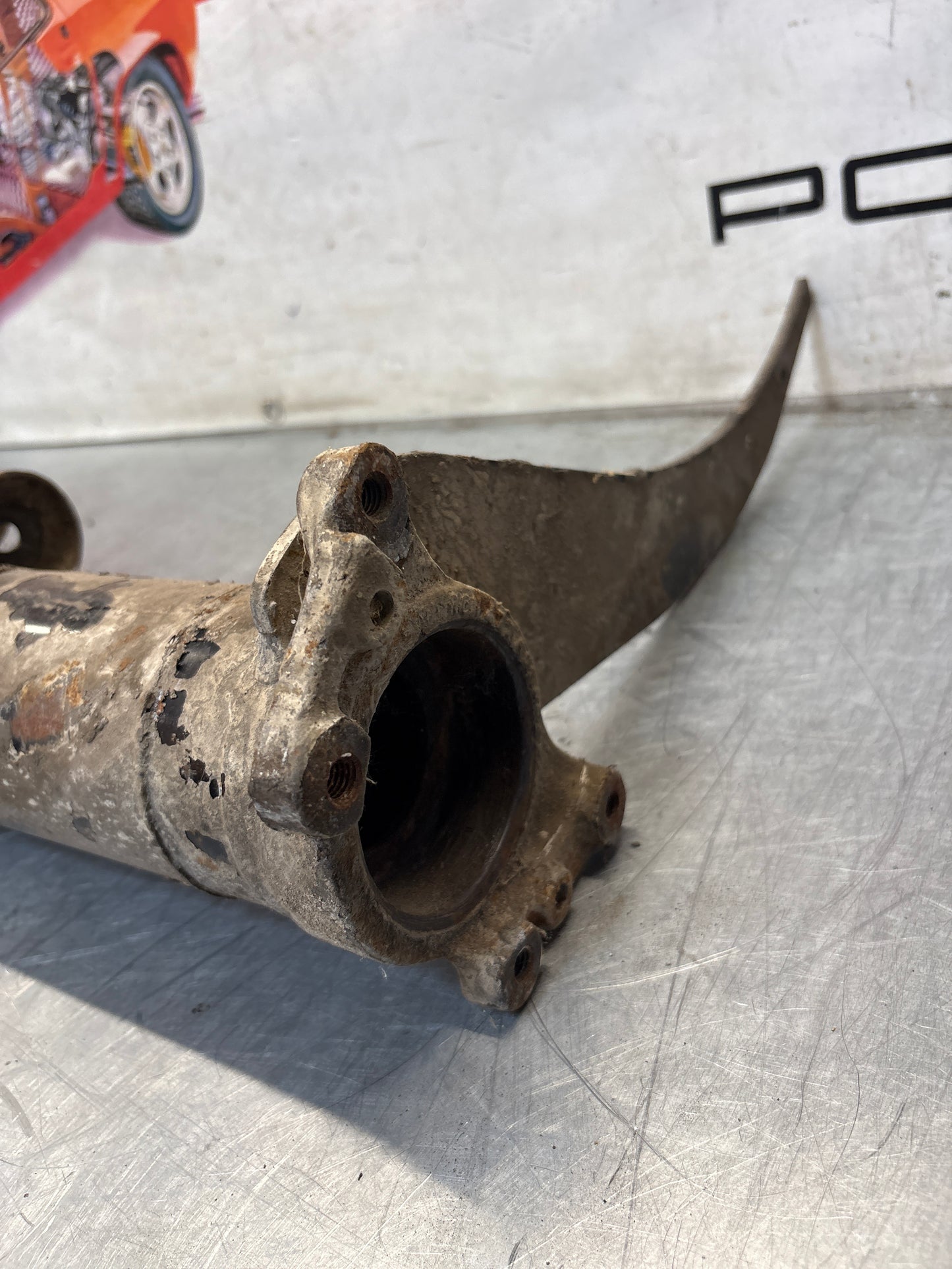 Porsche 924 Late Rear Axle carrier, used 477500053F