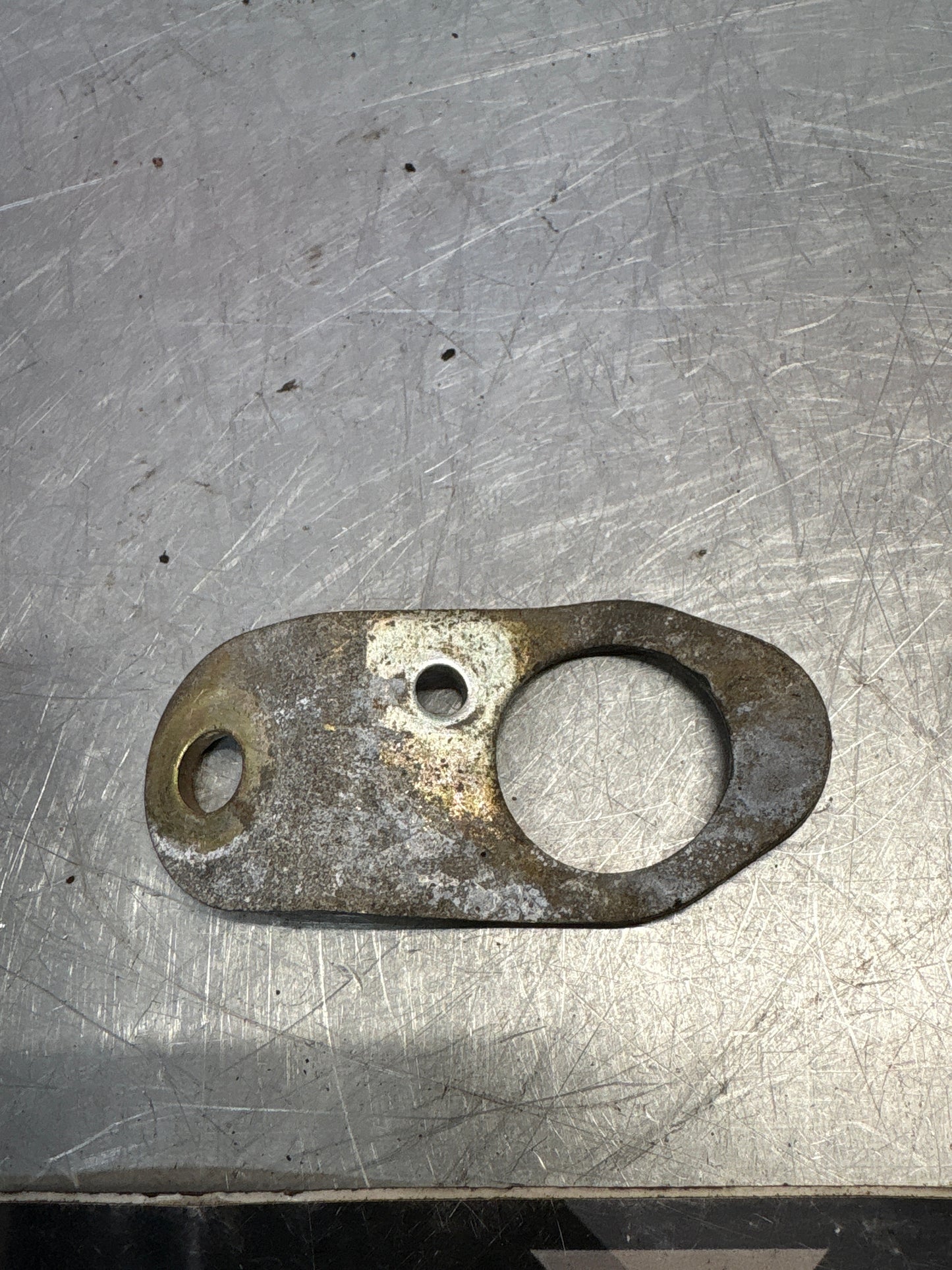 Porsche 944 92-85 engine lifting eye, used 94410141102