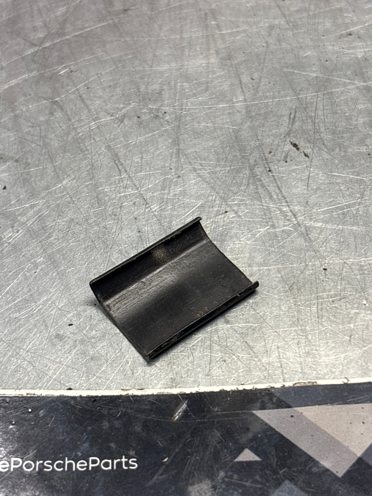 Porsche 928 window frame connecting sleeve, used 92855915503