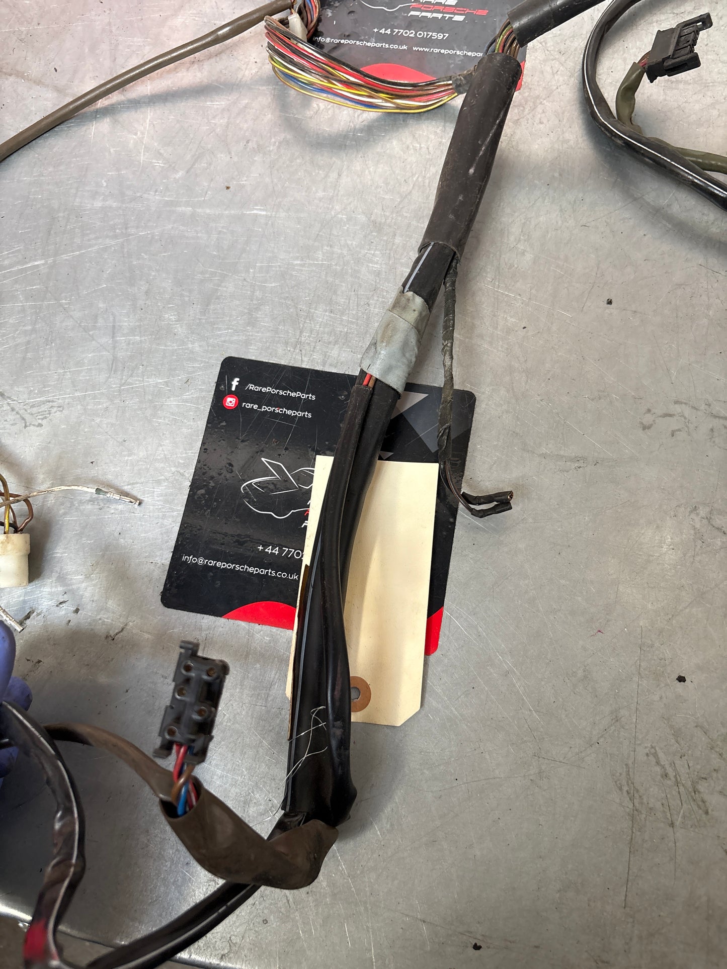 Porsche 944 S2 Turbo passenger door wiring loom with M651 sound system 94461203405 LHD