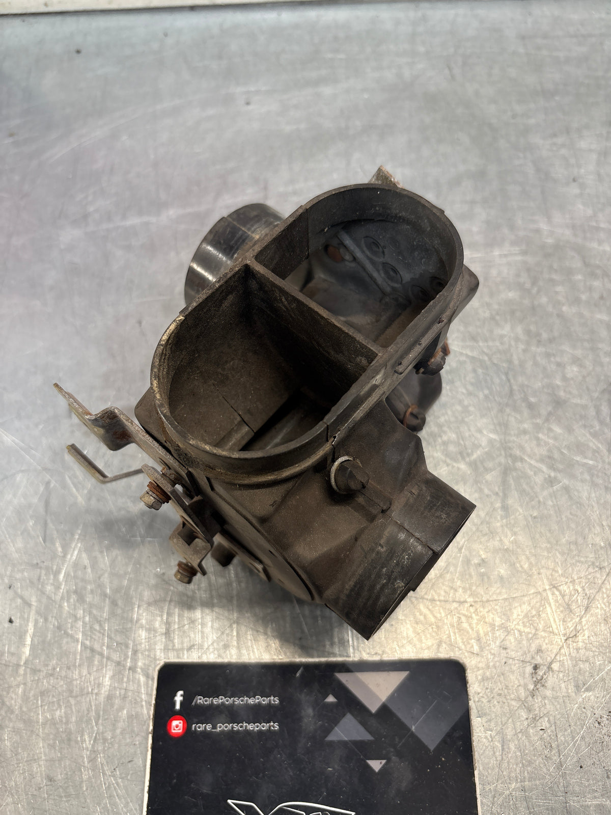Porsche 914 front left air control box, 91457114910 Used
