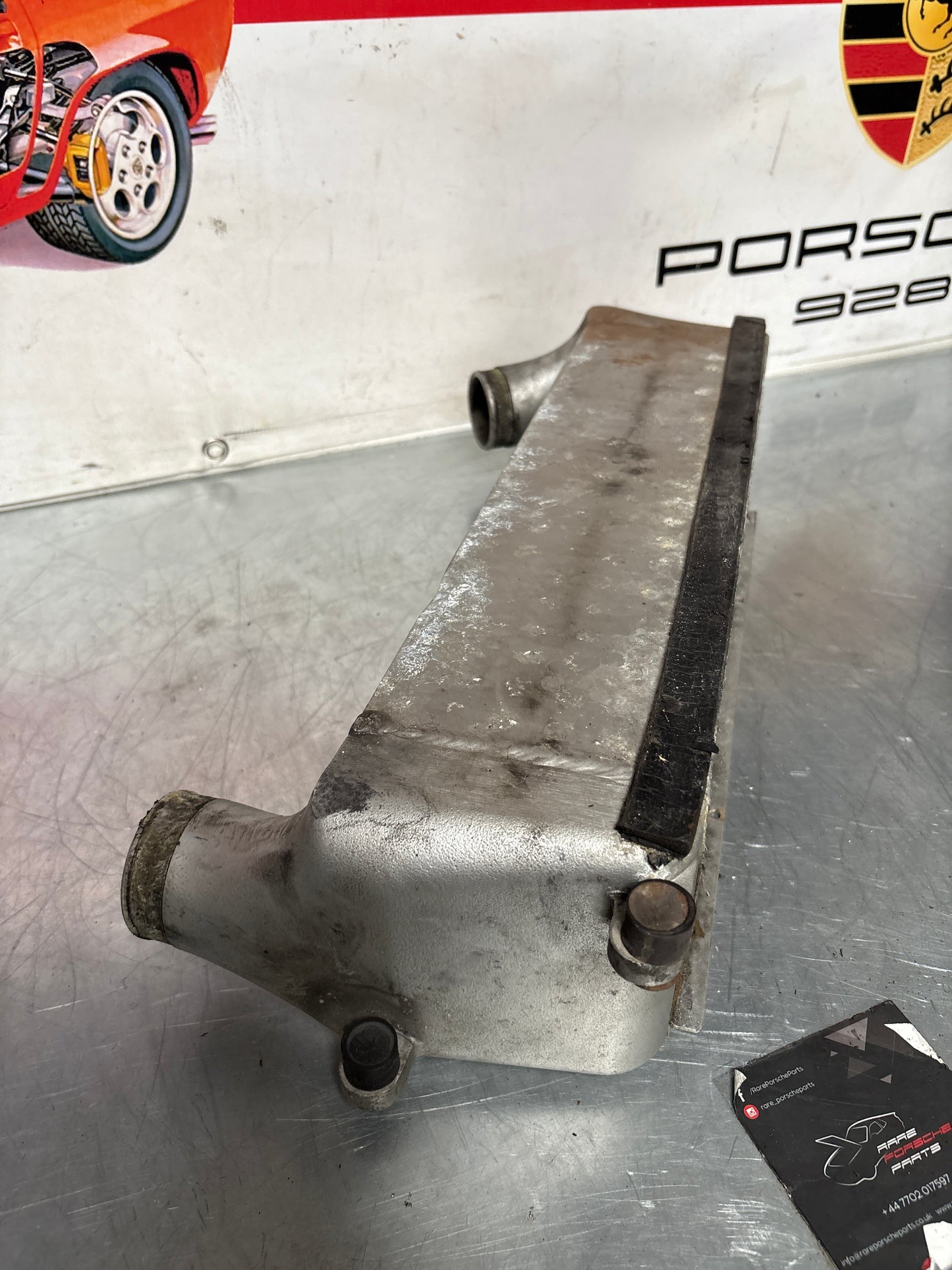 Porsche 944 Turbo Intercooler 95111013703 used