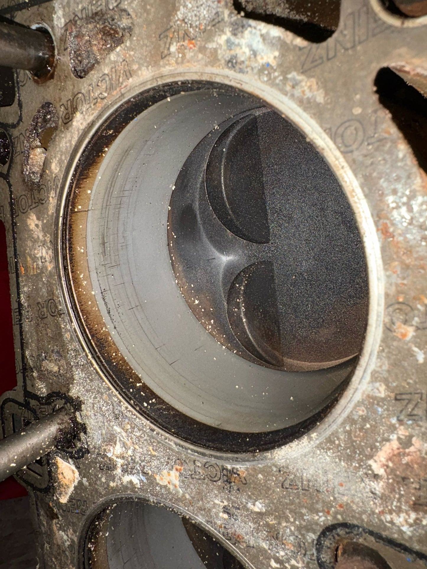 Porsche 928 M28/01 4.5 block with pistons, used