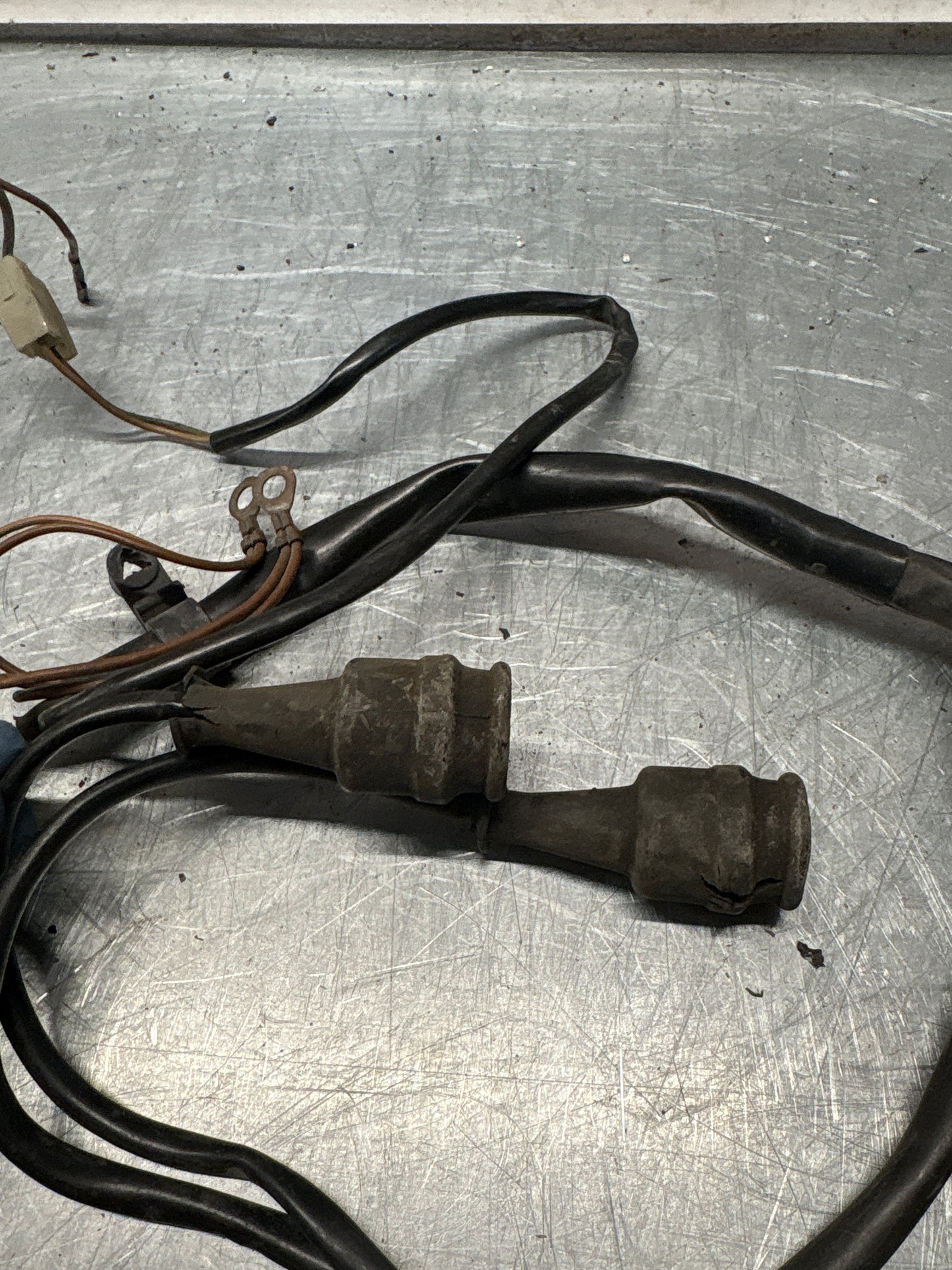 Porsche 924 Turbo / S2 / Carrera GT LHD Engine bay wiring loom without aircon, used 477971071GB