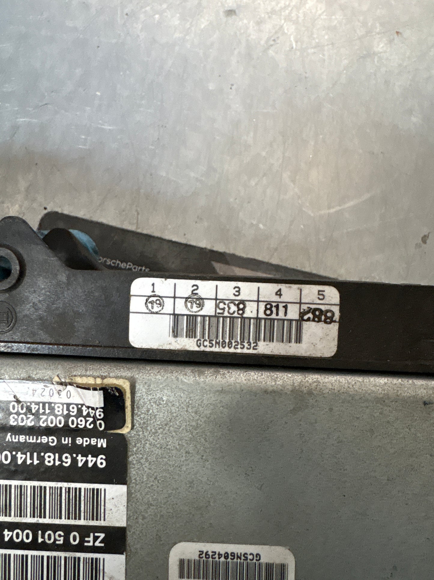 Porsche 968 Tiptronic automatic gearbox control unit, used 94461811400 / 0260002203