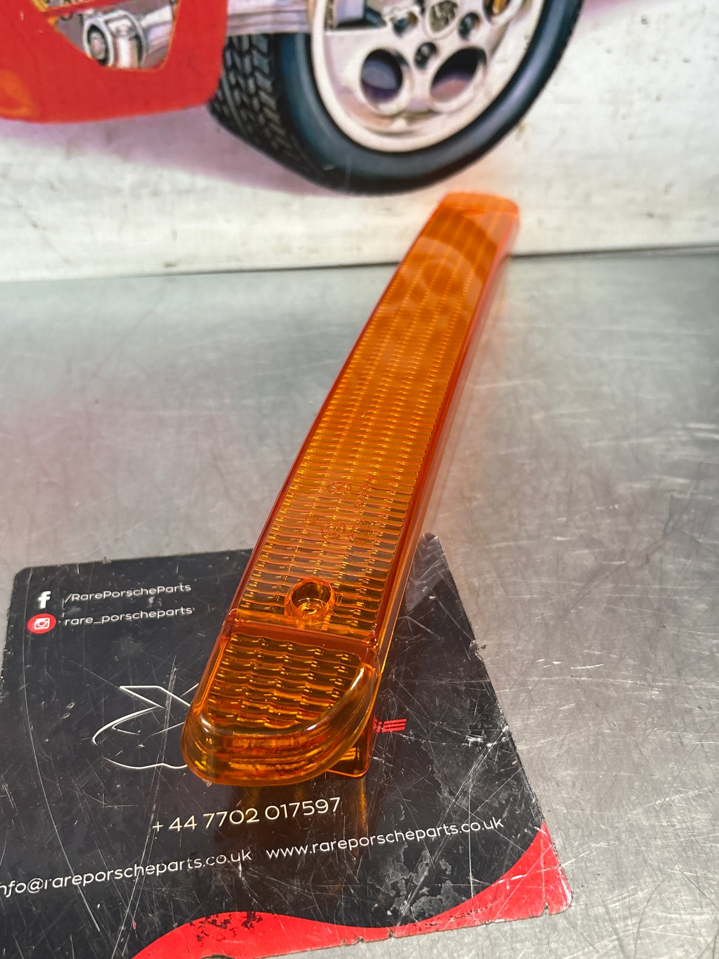 Porsche 944 S2 / Turbo left hand indicator lens Bosch 95163116101 new