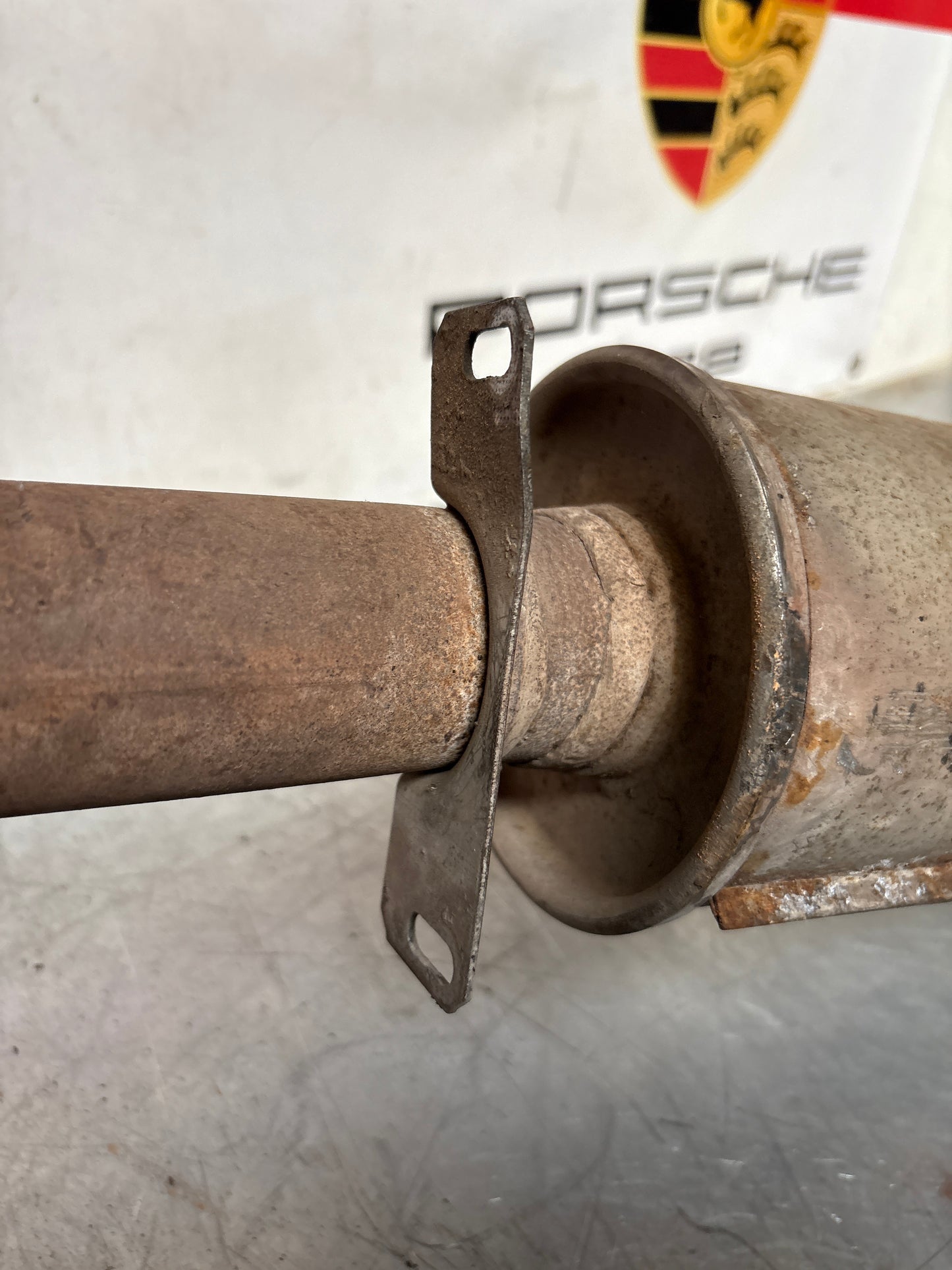 Porsche 944 exhaust middle section, used 94411108201 / 94411108300