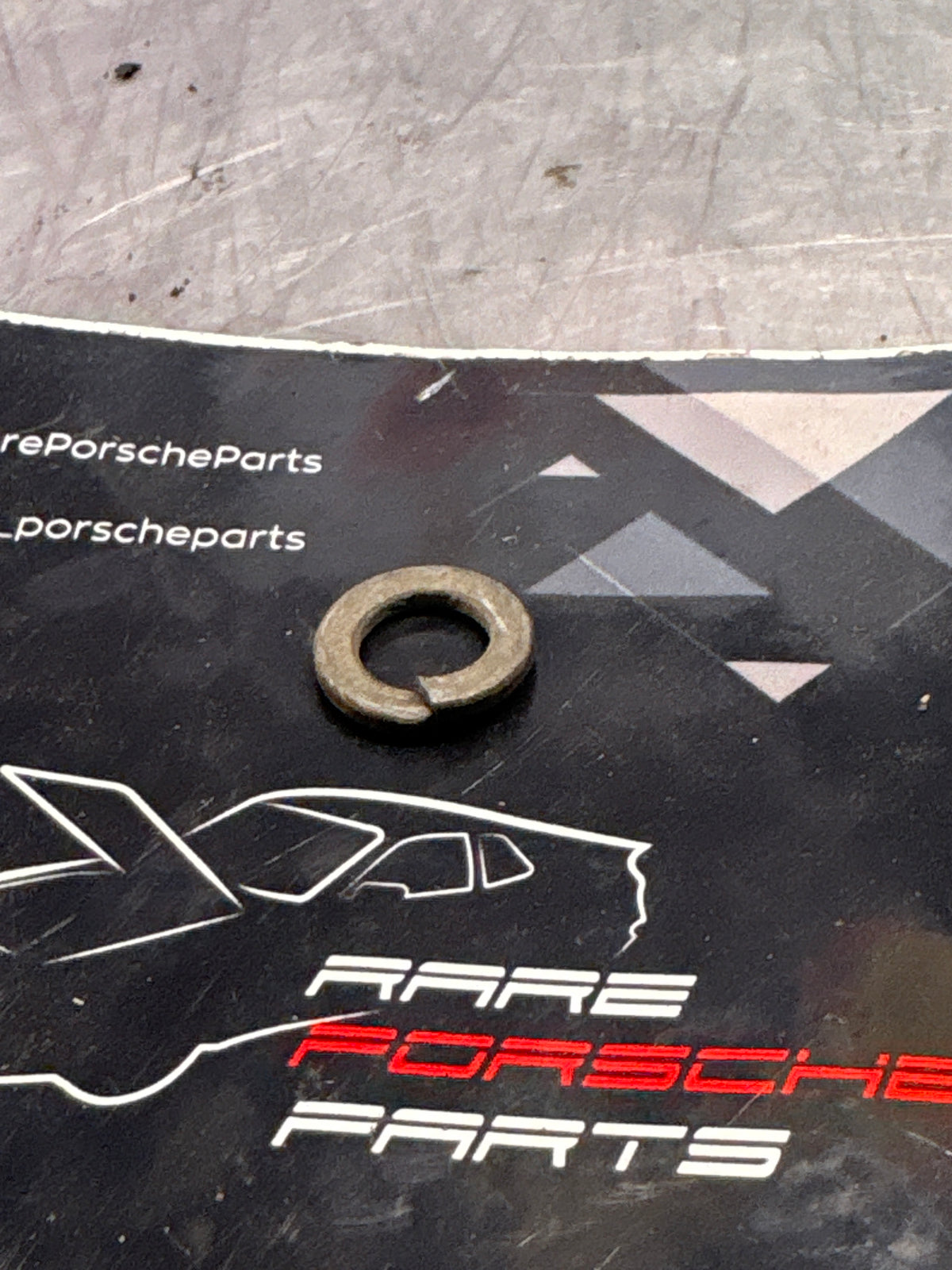 Porsche 914 / 944 lock ring, used 90002701602