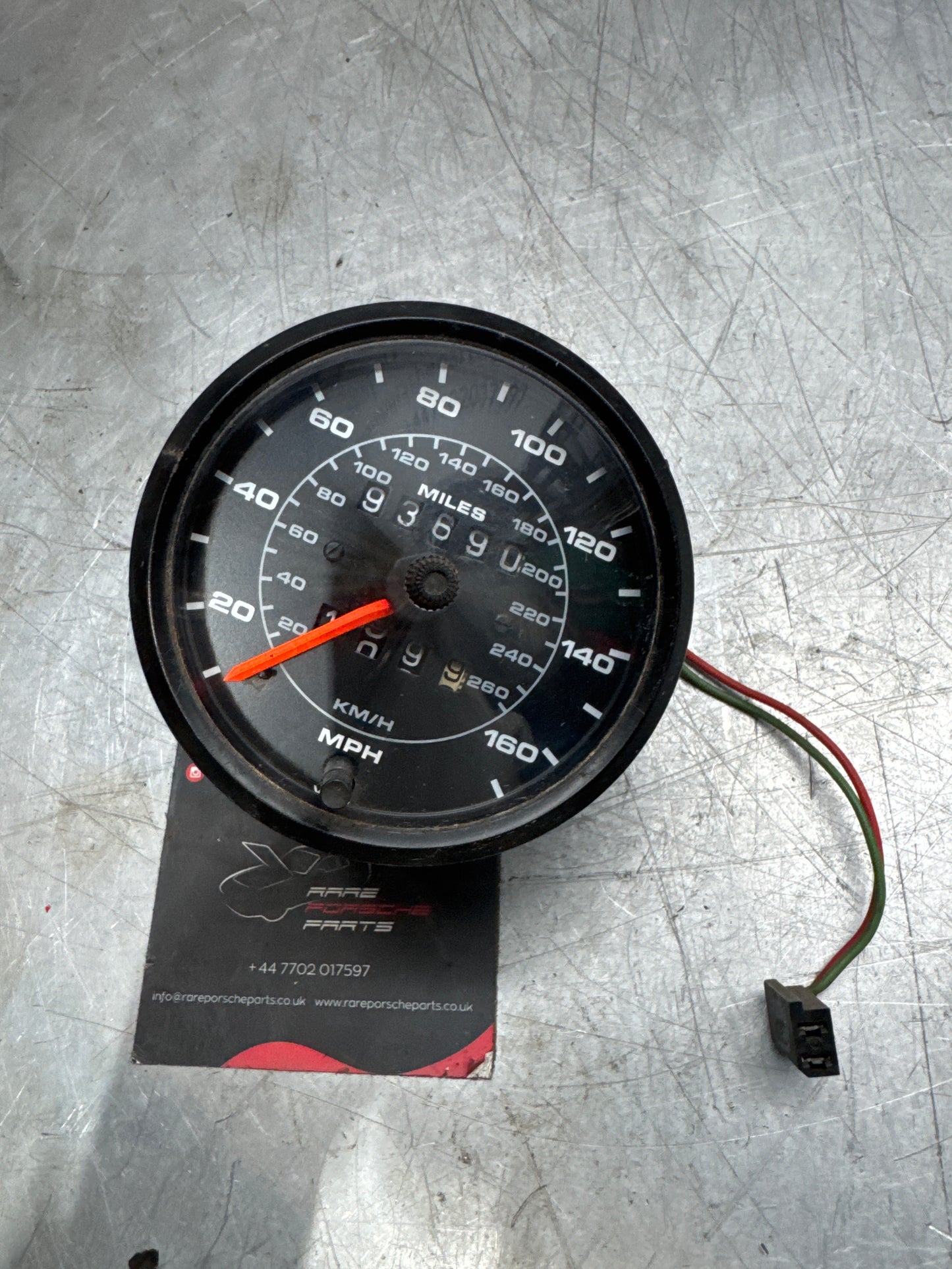 Porsche 924 speedometer 94464102500 used 93690 MILES