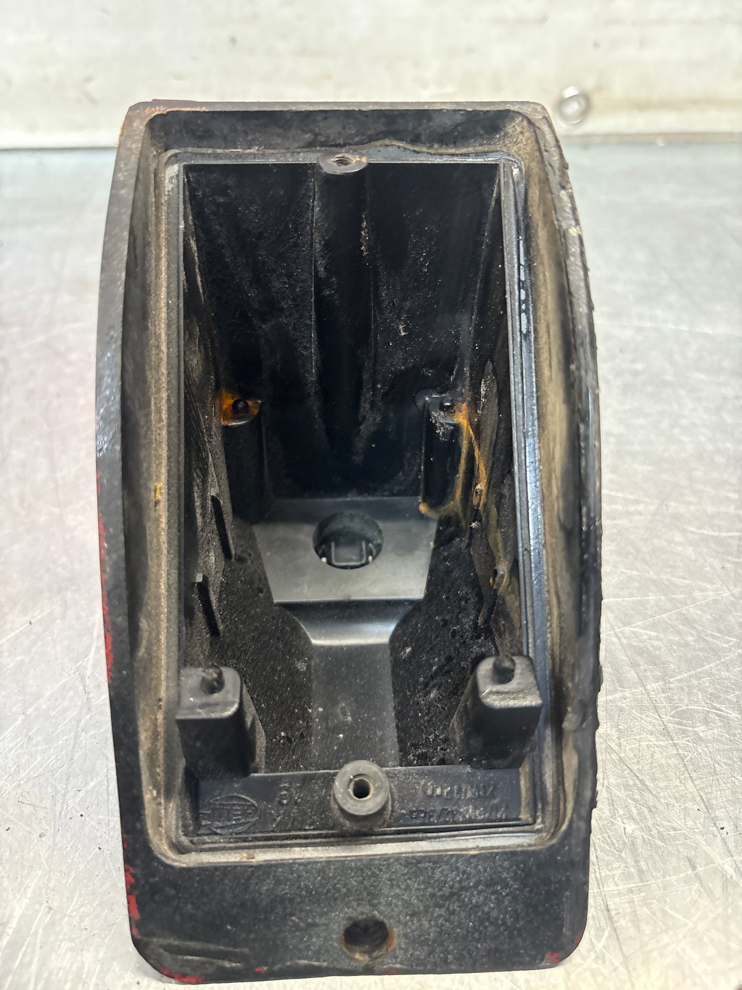 Porsche 924 O/S Front indicator unit, without lense used 477953063/064/065/041A/042A