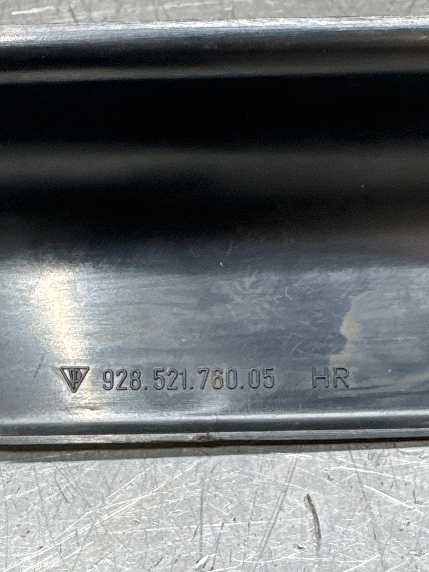 Porsche 964 / 944 / 928 seat trim cover, damaged 92852176005