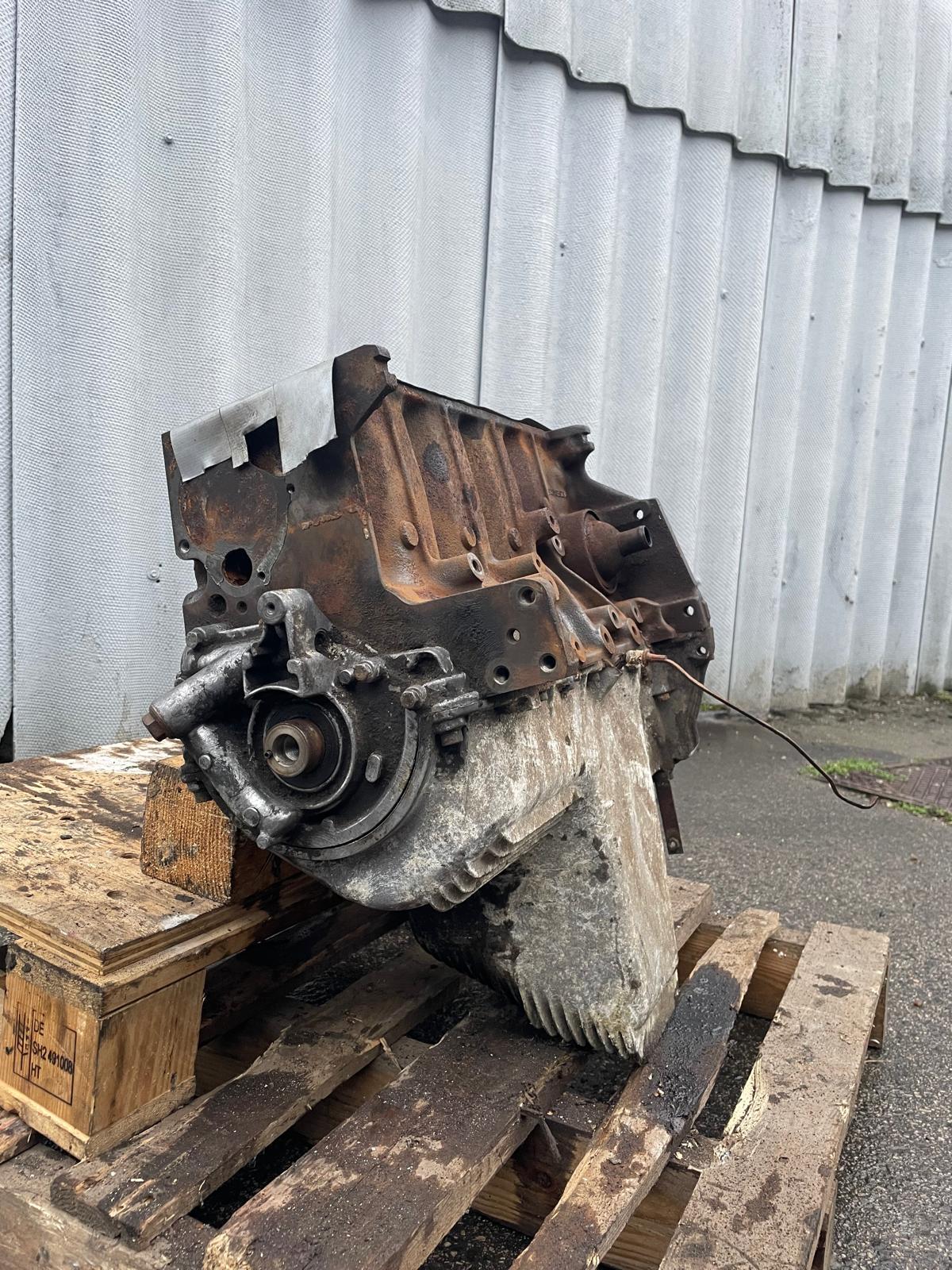 Porsche 924 Turbo S1 31/01 short block, used
