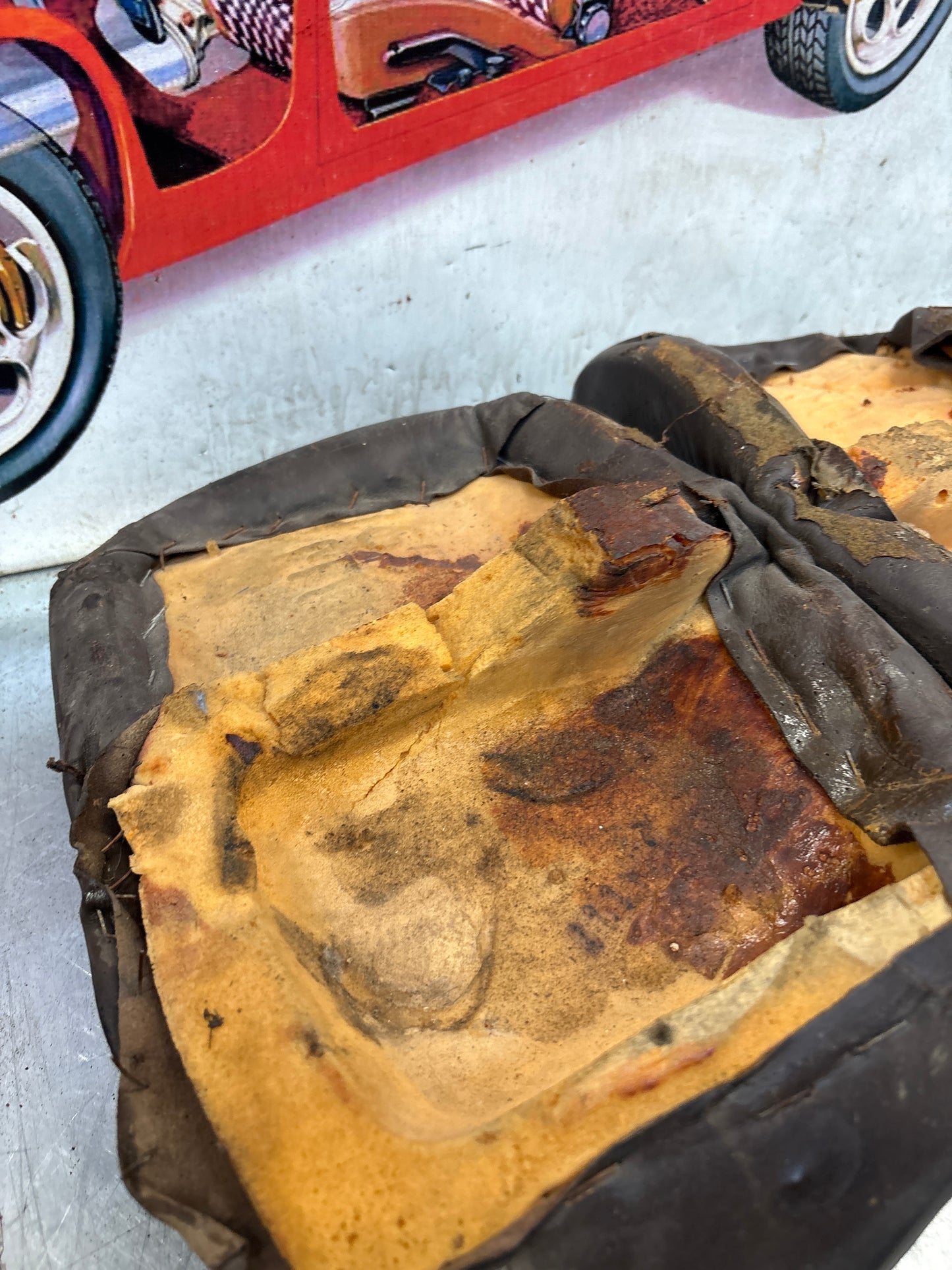 Porsche 928 rear left seat upper and middle cushion, leather, brown, used 92852204550 / 92852208751