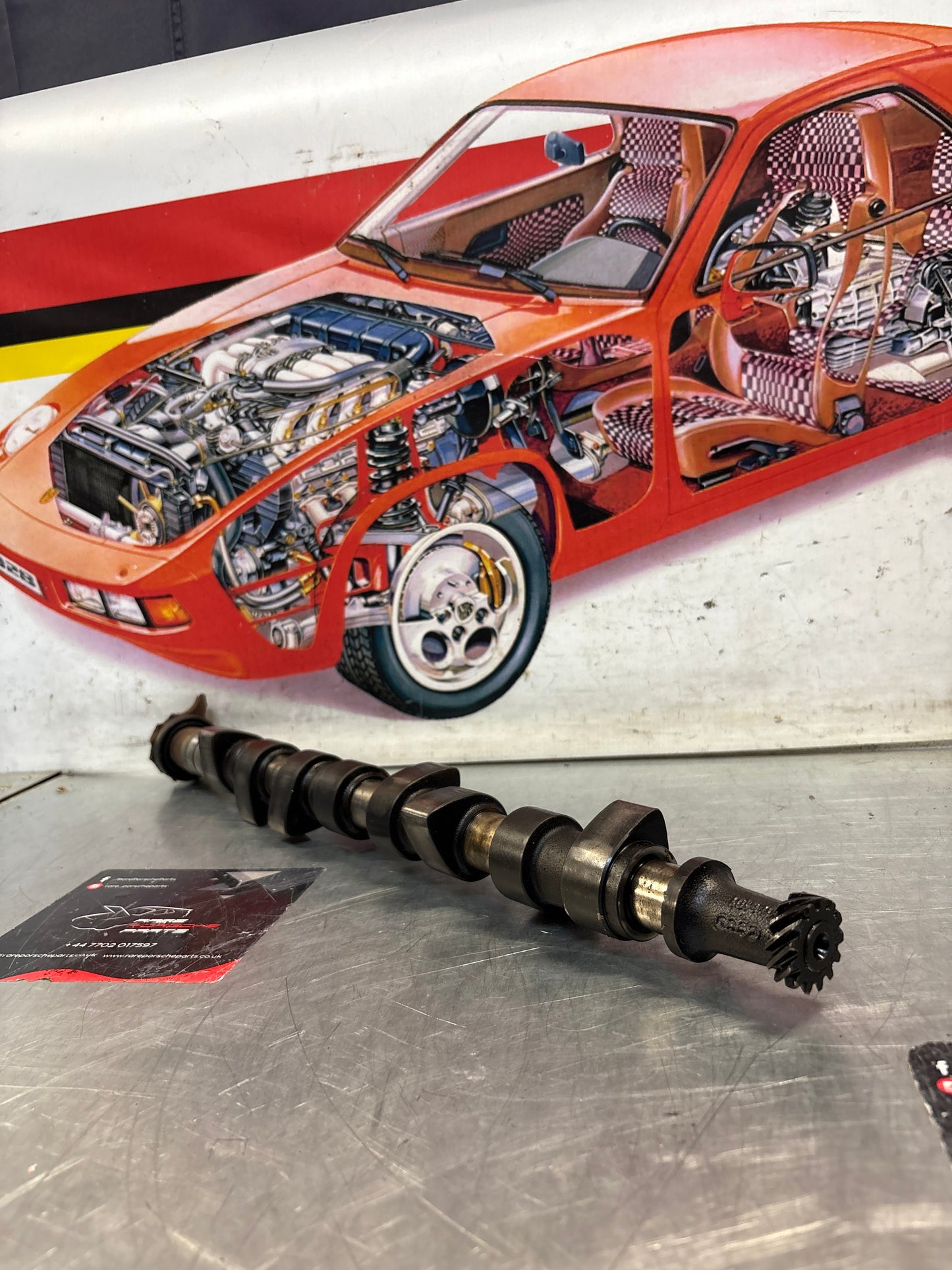 Porsche 924 / 924 Turbo chamshaft 046109021 used
