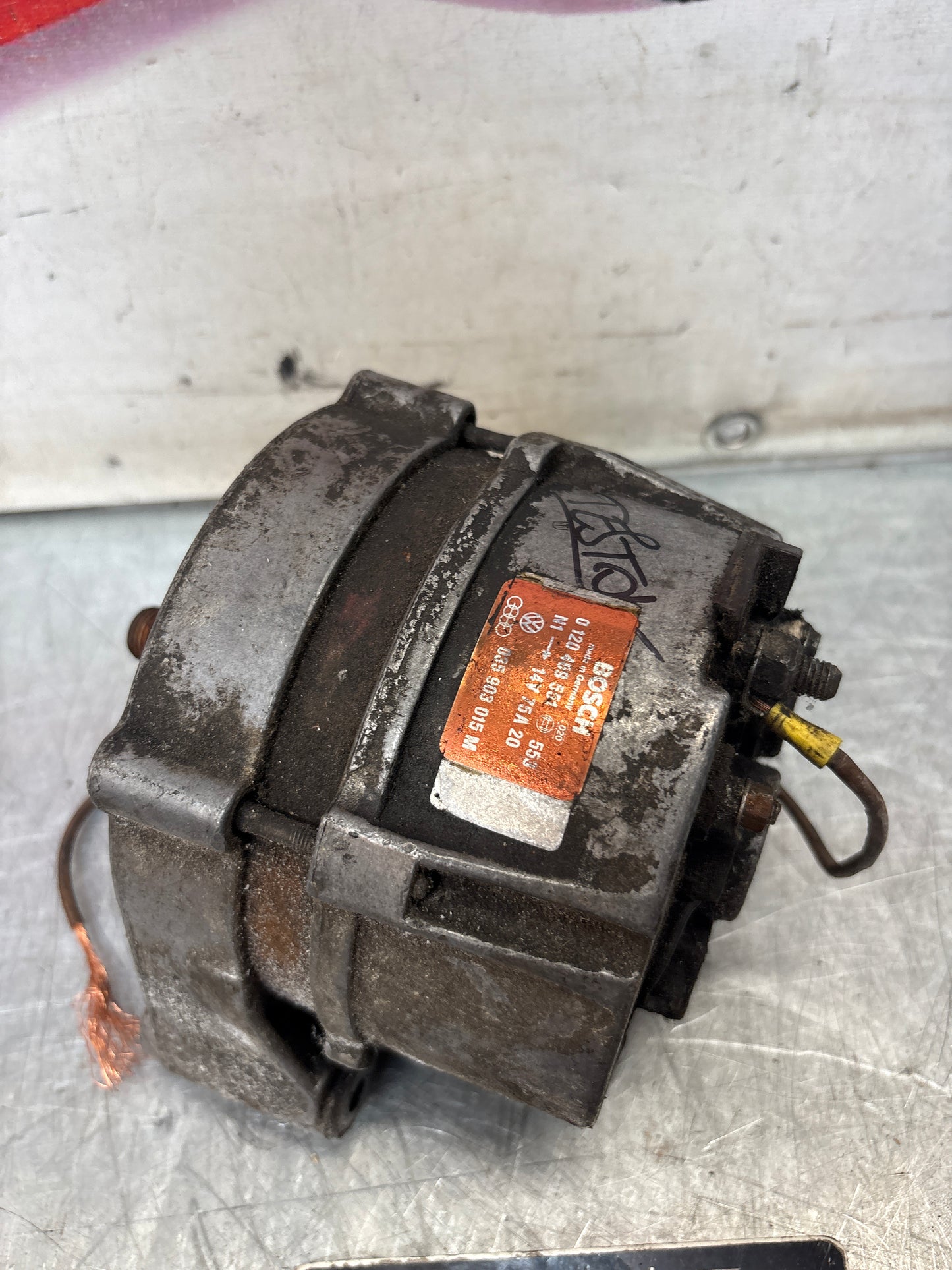 Porsche 924 924 Turbo alternator 0120469551, 035903015M, used