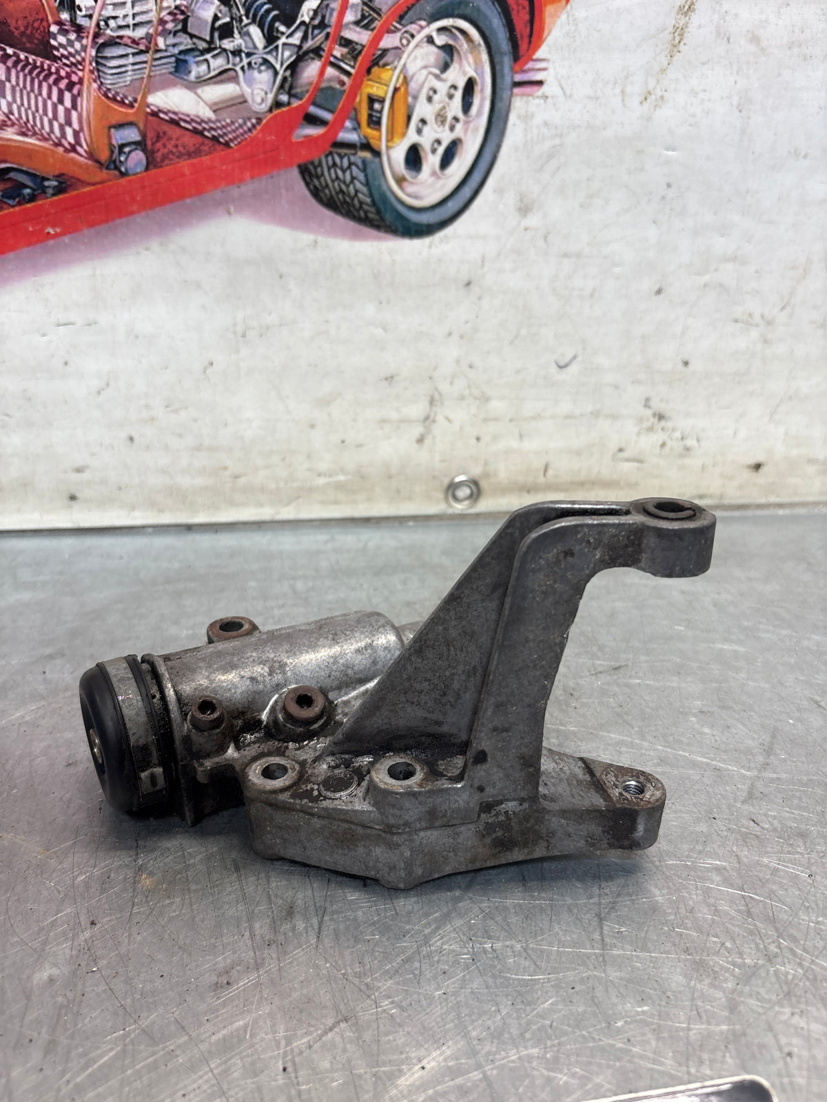 Porsche 928S engine timing belt tensioner, used 9281055414R