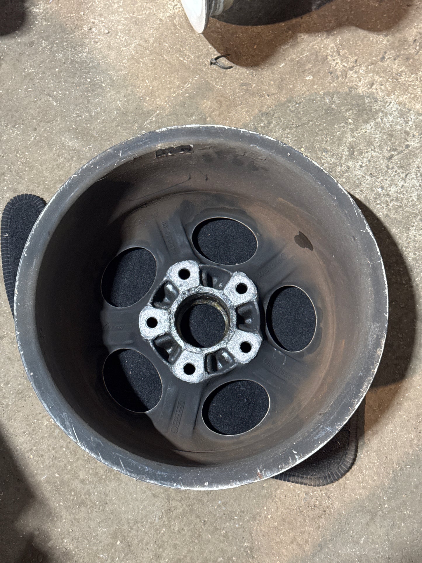Porsche 924S Original Le Mans Tele Dial Wheels