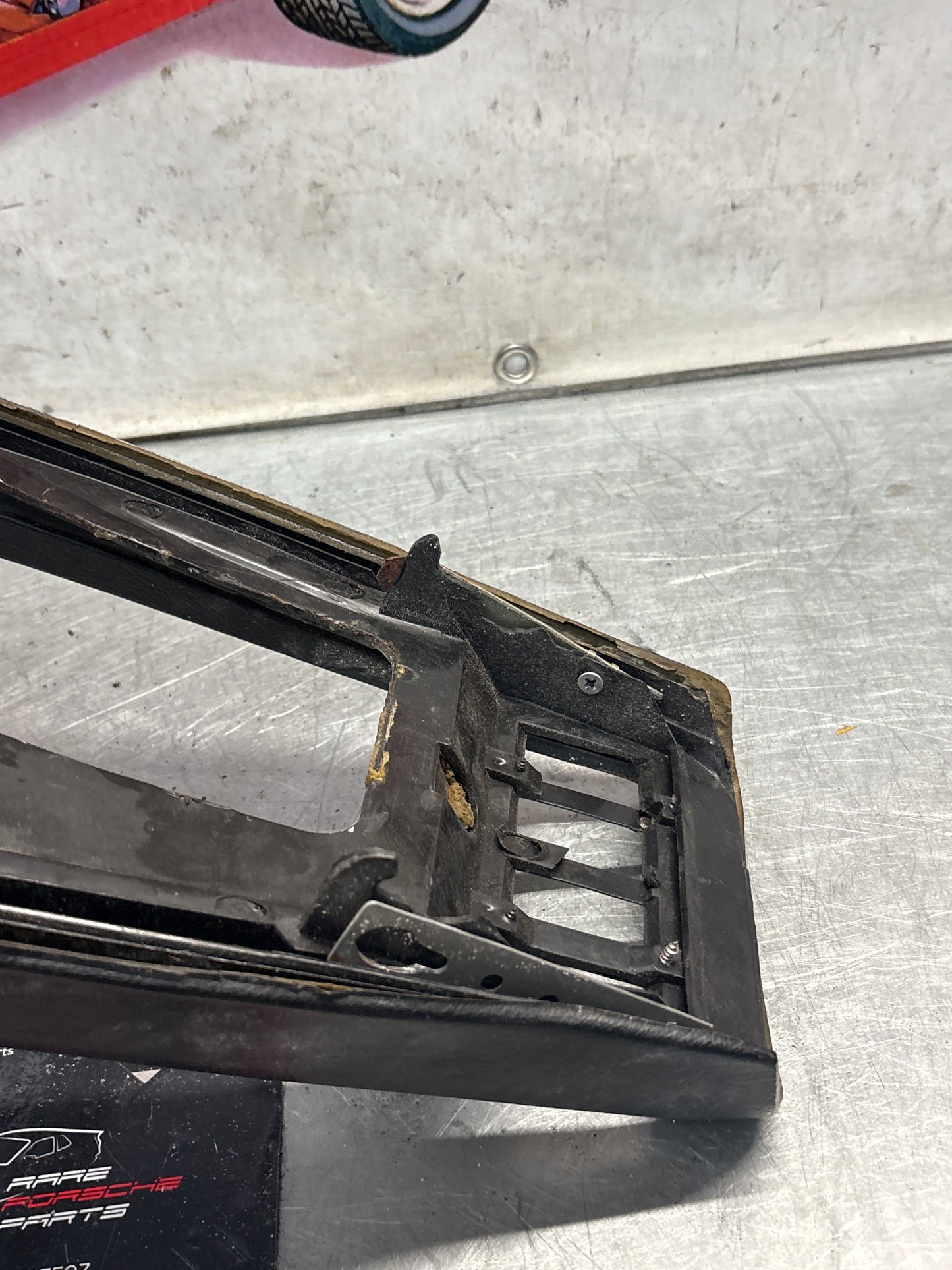 Porsche 928 Center console, used for spares or repair 92855206304 black