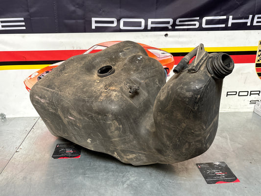 Porsche 928 fuel tank, used 92820100303/04