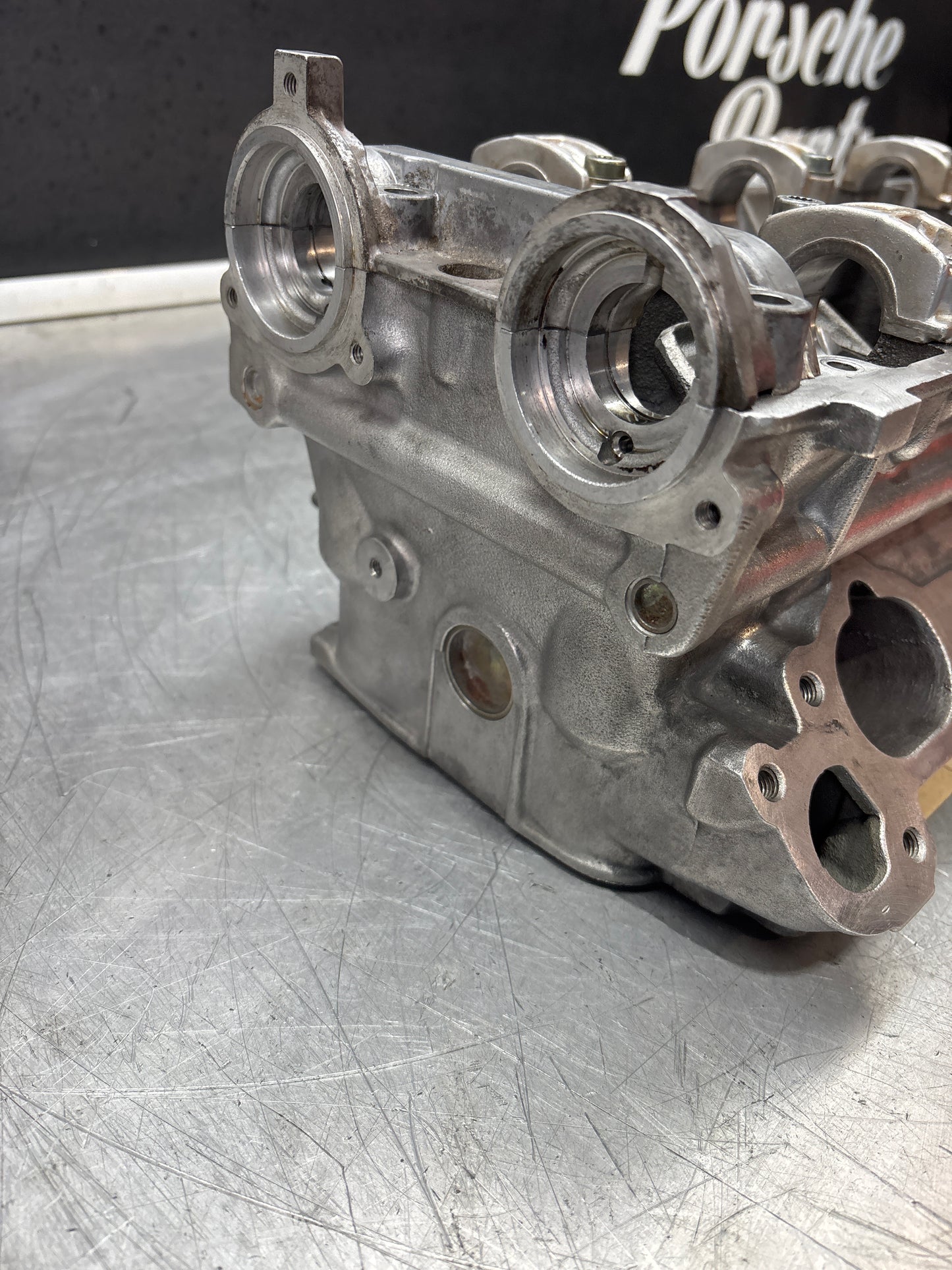 Porsche 944 S cylinder head, refurbished 9441044133R