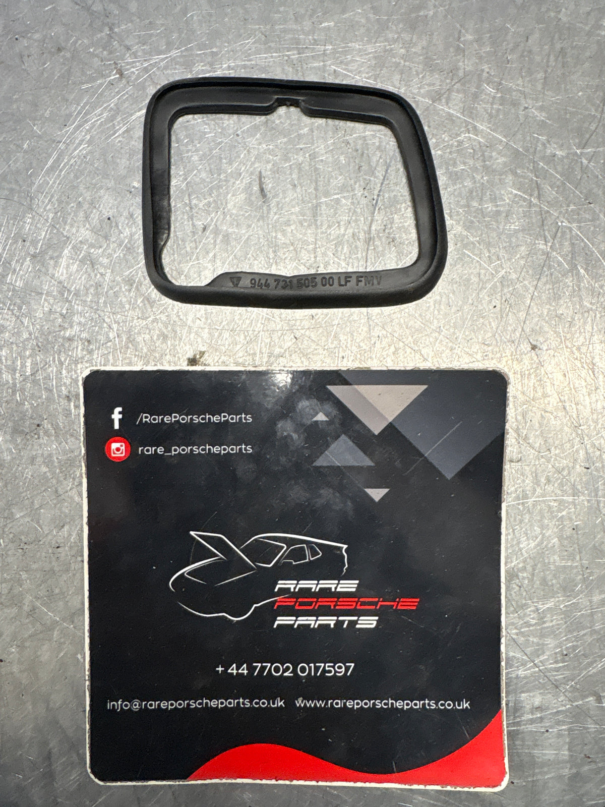 Porsche 924 / 944 early series 1 -85.5 mirror rubber gasket, LHD ONLY left Side 94473150500