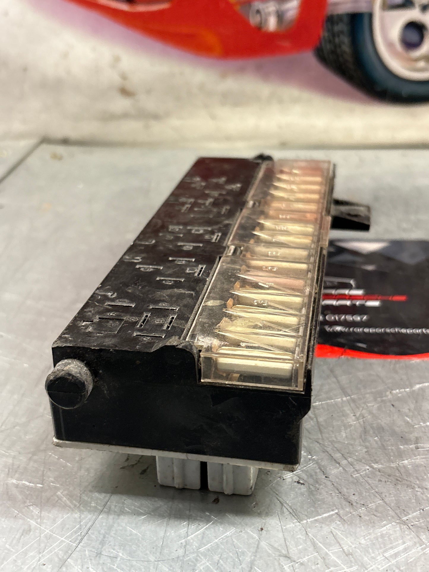 Porsche 924 944 (1979-1989) Fuse Box 477941813 used