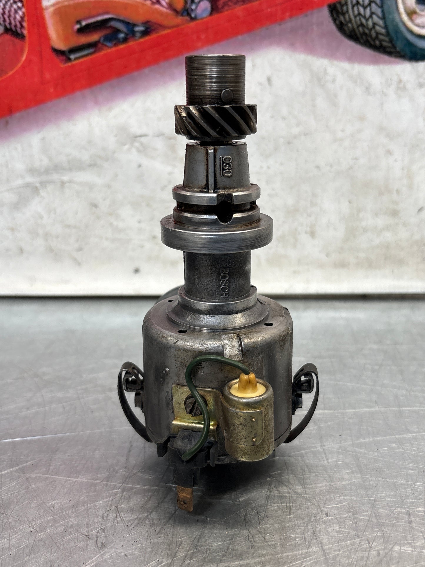 Porsche 924 ignition distributor, used 0231170202 / 047905205B