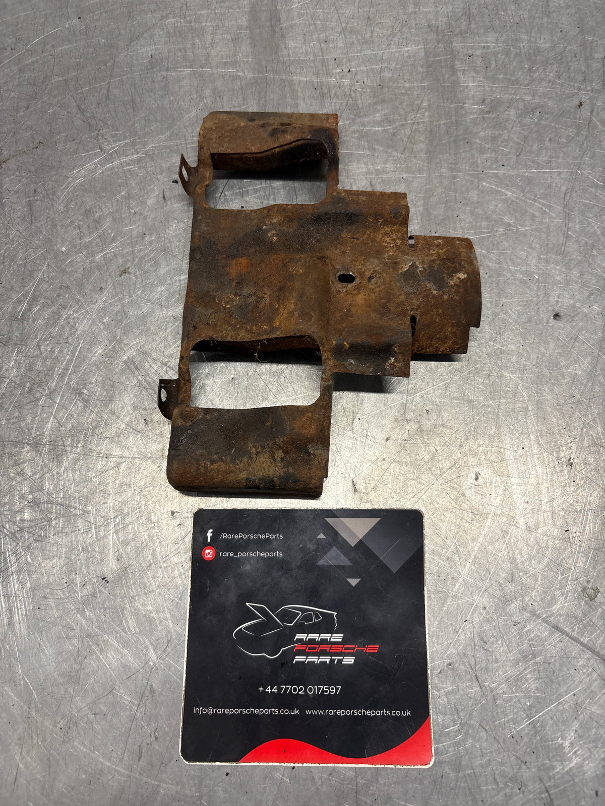 Porsche 914 baffle plate, right side, used 021119320A