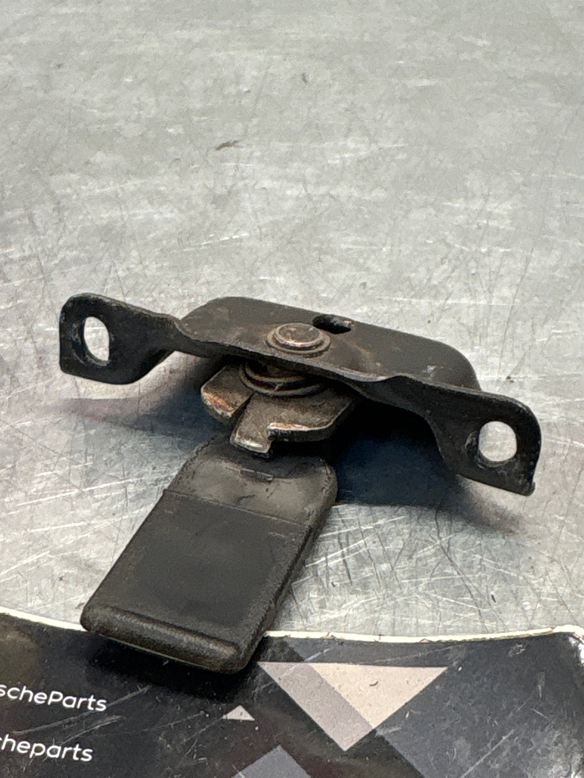 Porsche 924 / 944 rear manual sunroof / targa roof hinge, used 477871649