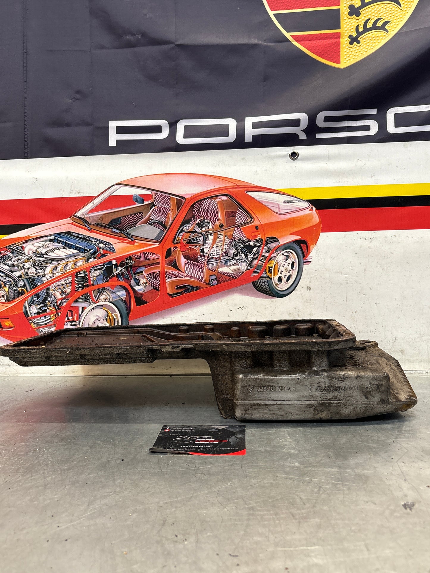 Porsche 928 Engine oil pan, used 9281012019R