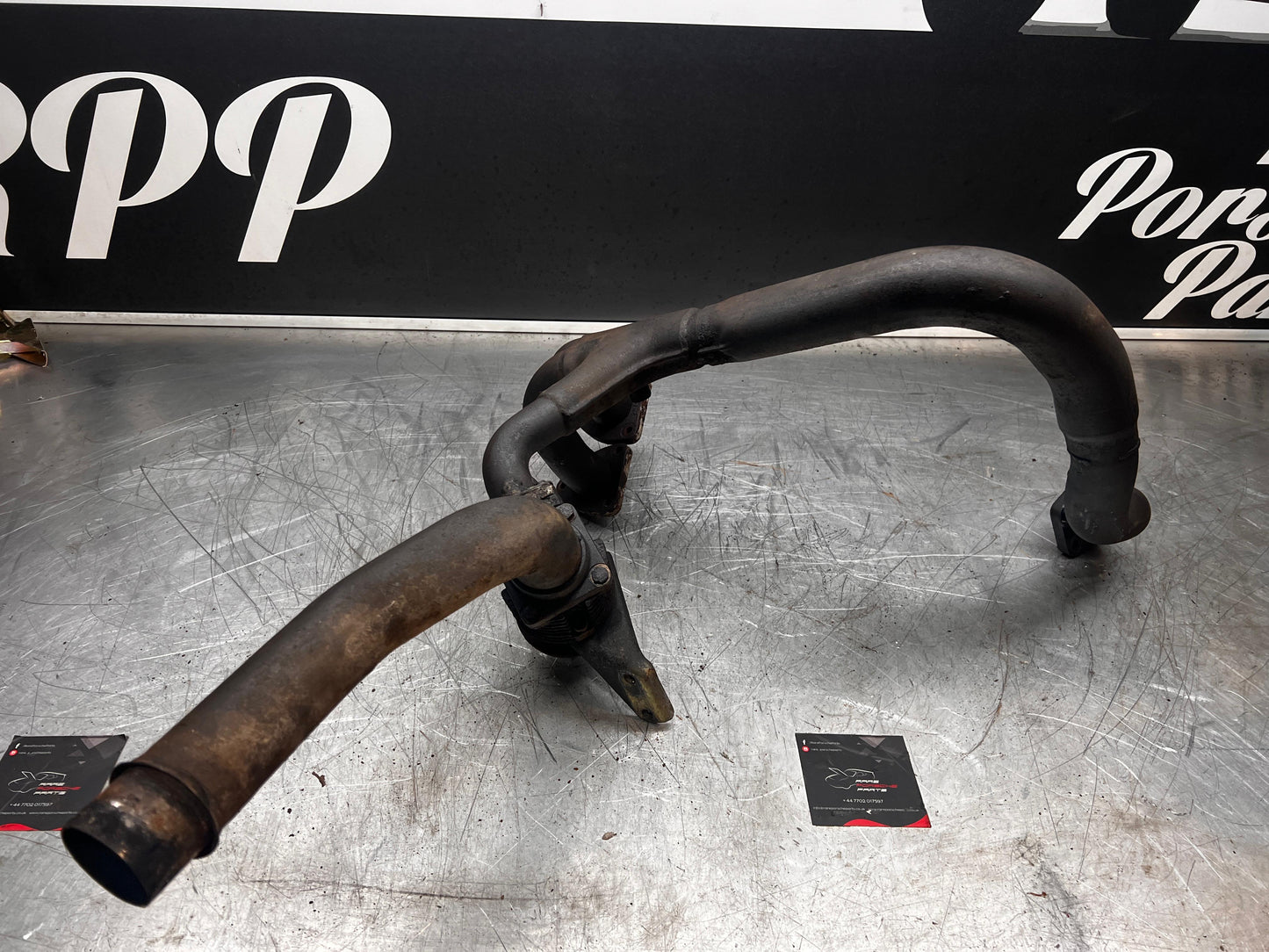 Porsche 944 Turbo exhaust cross over pipe 95111109615 with wastegate used