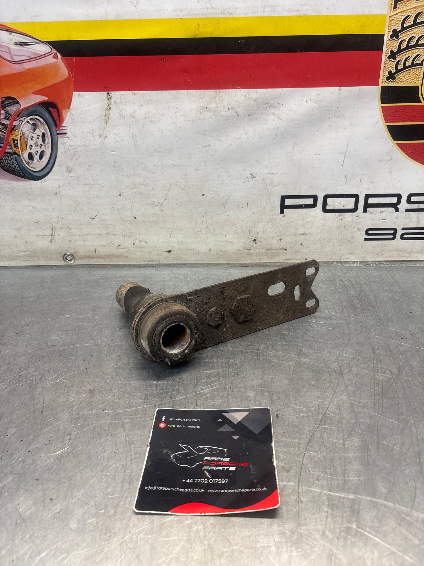 Porsche 924 / 944 left trailing arm, used 477511201
