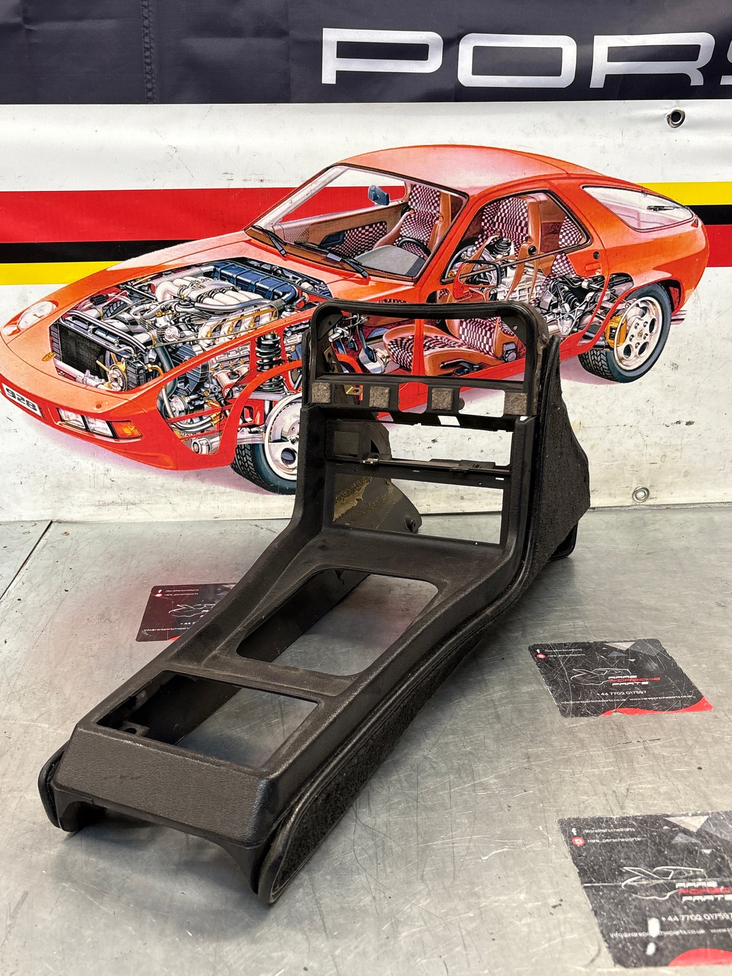 Porsche 924 centre console black, no switch holes 477857951 / 477857969 used