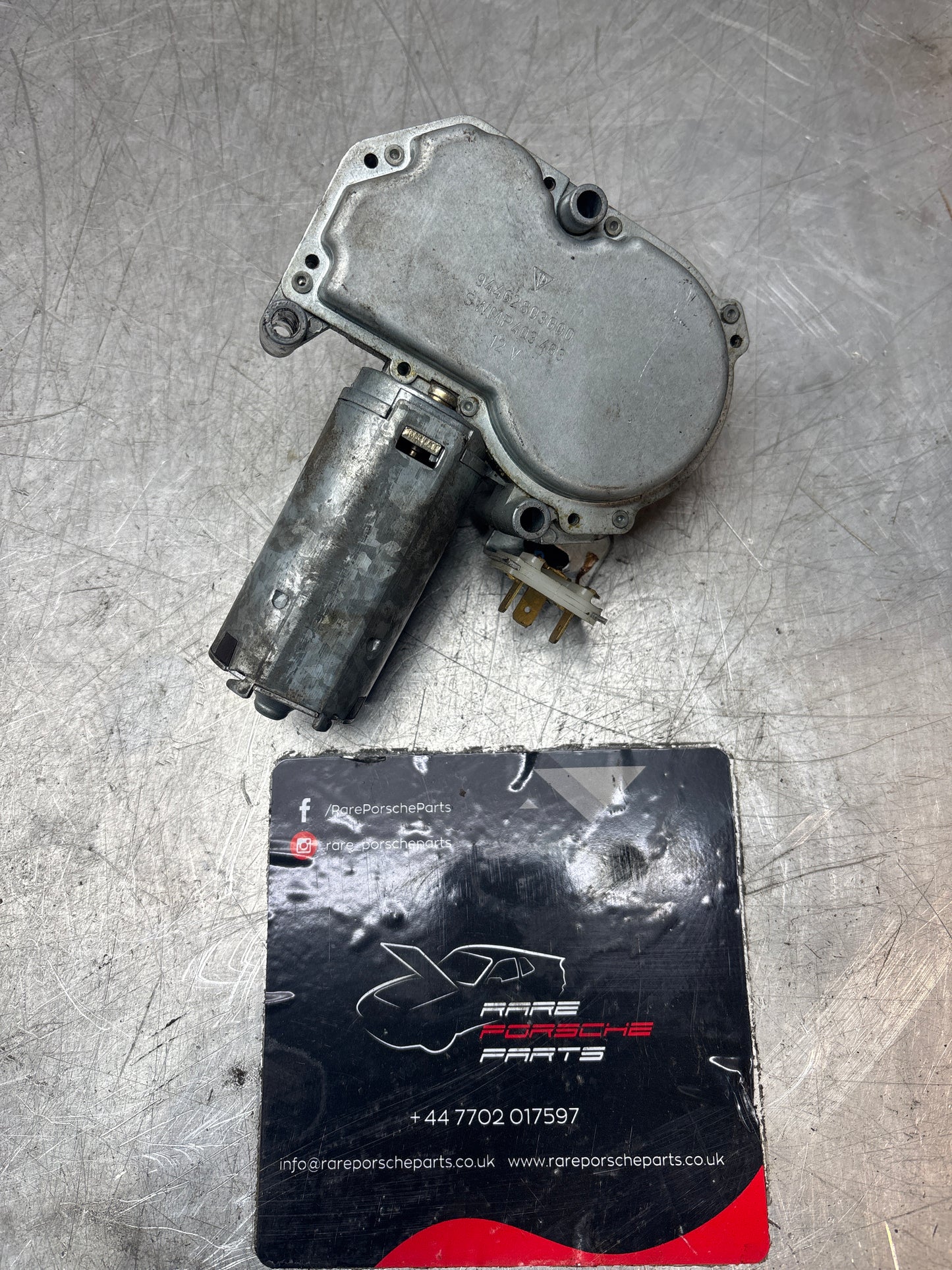 Porsche 944 rear wiper motor 94462803000 used later type, bigger axle