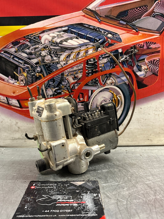 Porsche 944 Turbo Bosch ABS pump, used 0265200038 / 95135511303