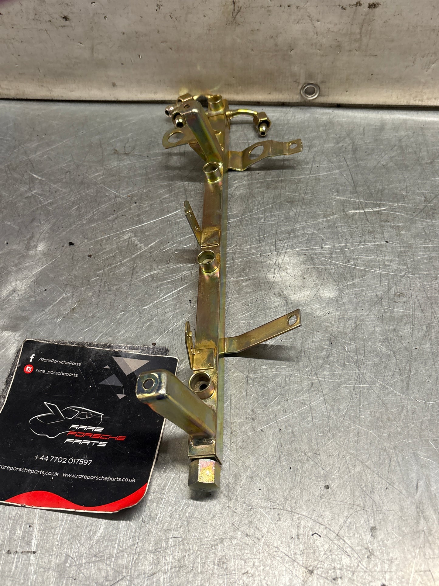 Porsche 944 2.5 N/A 82-85 fuel rail, refurbished 94411008007