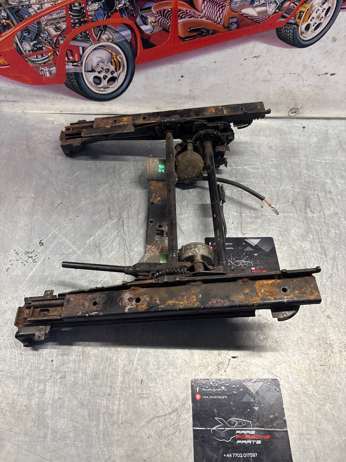 Porsche 928 electric seat rail seat frame, with motor, used 0130049007 / 0130049004 / 92852106102 / 92852106202
