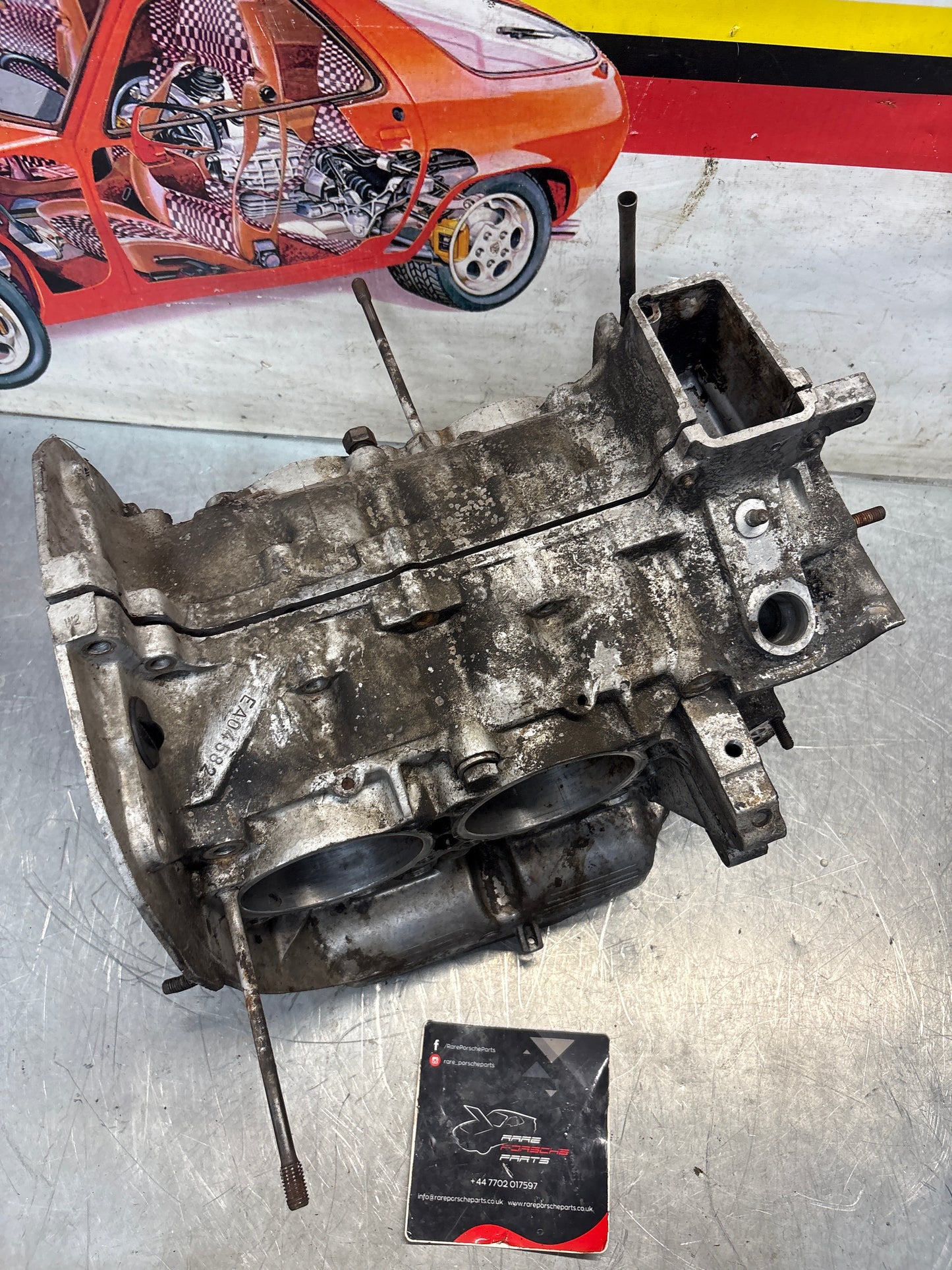 Porsche 914 1.7L engine case, used EA045825
