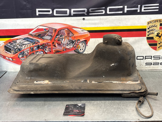 Serbatoio carburante in metallo Porsche 924 477201021F usato