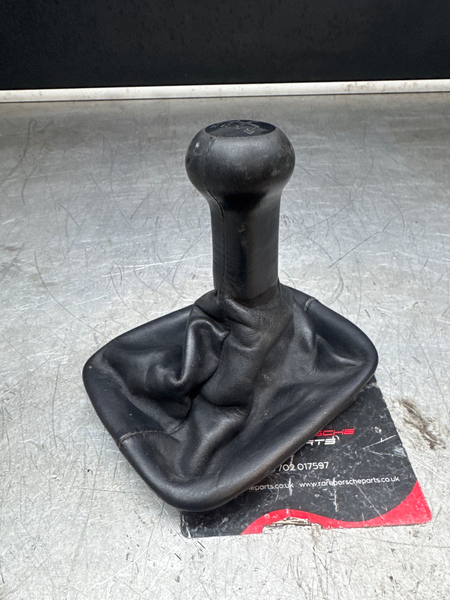 Porsche 968 (6 speed) leather shifter knob. Good condition. 94442407502
